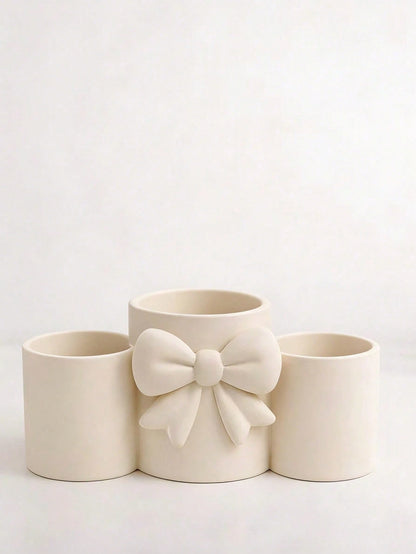 1pc Sweet Bow Single Compartment Makeup Brush Holder, Cream Style Desktop Cosmetic Storage Box, Pen Holder, Easy Access, High Aesthetic Decorative