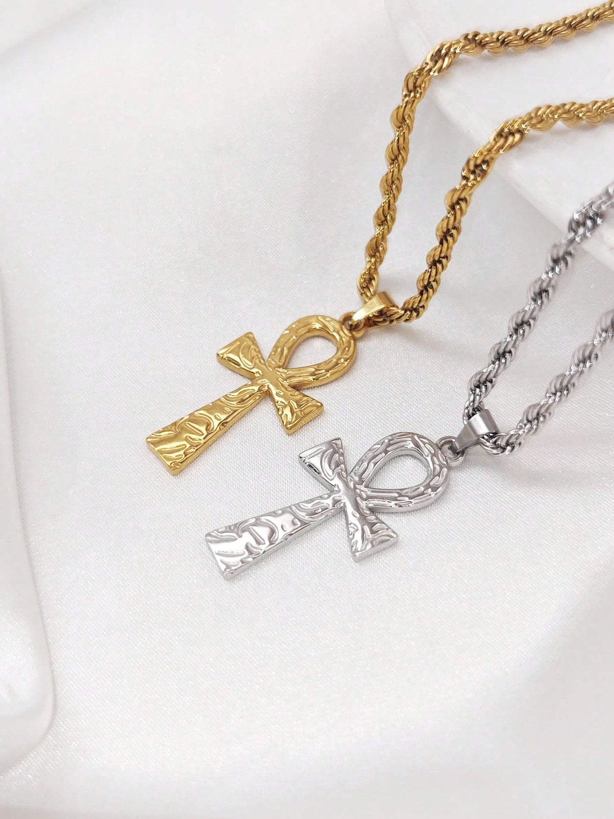 1pc Textured Ankh Cross Pendant Necklace, Unisex, 18k Gold Stainless Steel Material, Vintage Egyptian Cross Necklace, Minimalist Jewelry