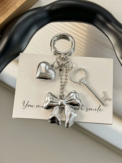 1pc Unisex Unique Design Metal Style Keychain Silver Heart Bear Keyring Gift For Friends Couples Bag Charm Purse Charm Y2K