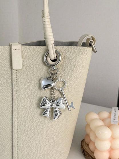 1pc Unisex Unique Design Metal Style Keychain Silver Heart Bear Keyring Gift For Friends Couples Bag Charm Purse Charm Y2K