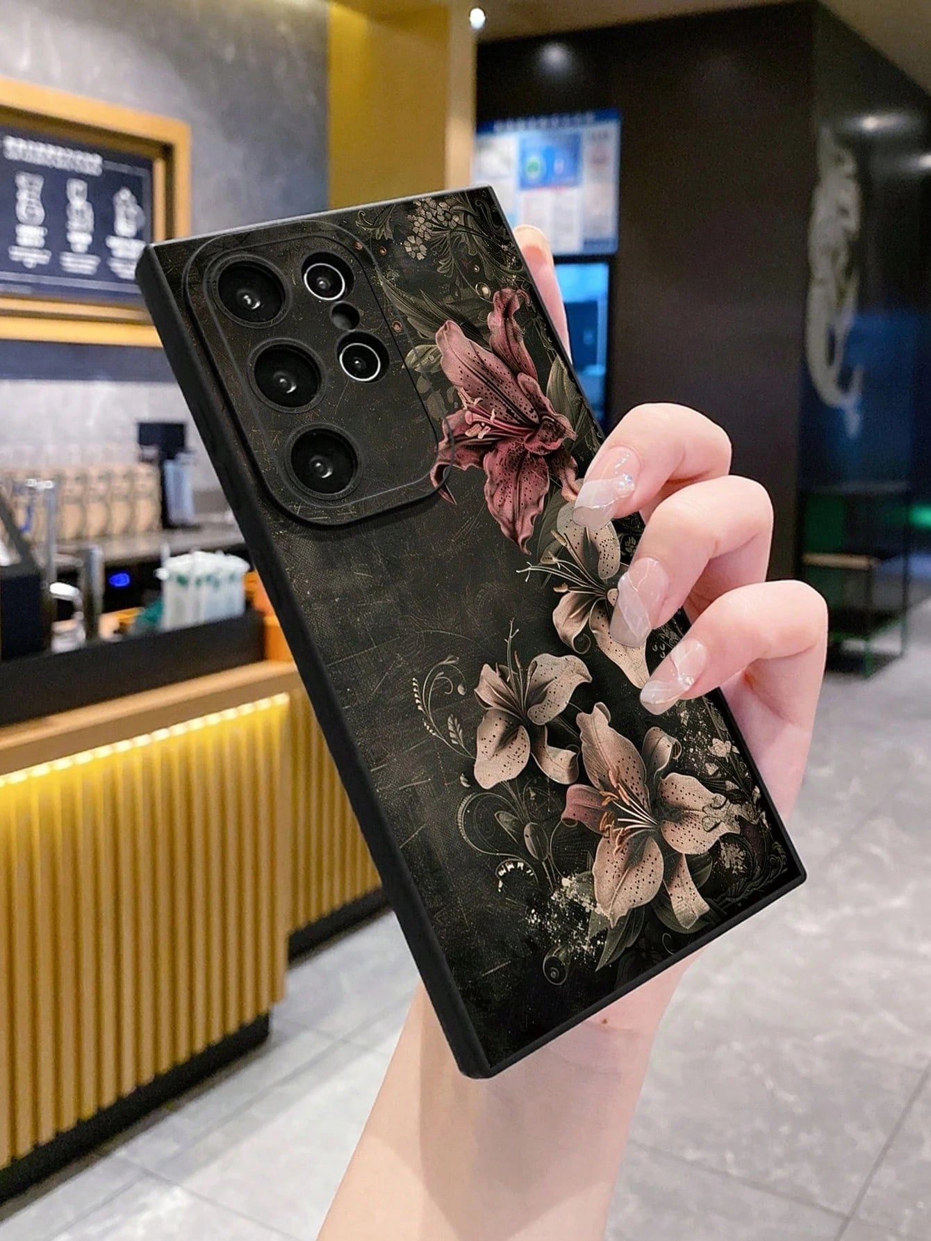 1Pc Vintage Floral Black Background Protective Phone Case Compatible With Apple/Compatible With Galaxy/Compatible With Infinix/Compatible With Redmi/Compatible With OPPO/Compatible With VIVO/Compatib