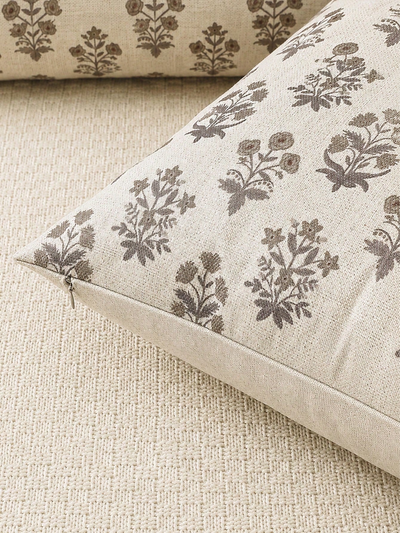 1pc Vintage Floral Cushion Covers, Modern Country-Style Printed Decorative Cushion Covers, Suitable For Sofas, Beds, And Living Rooms
