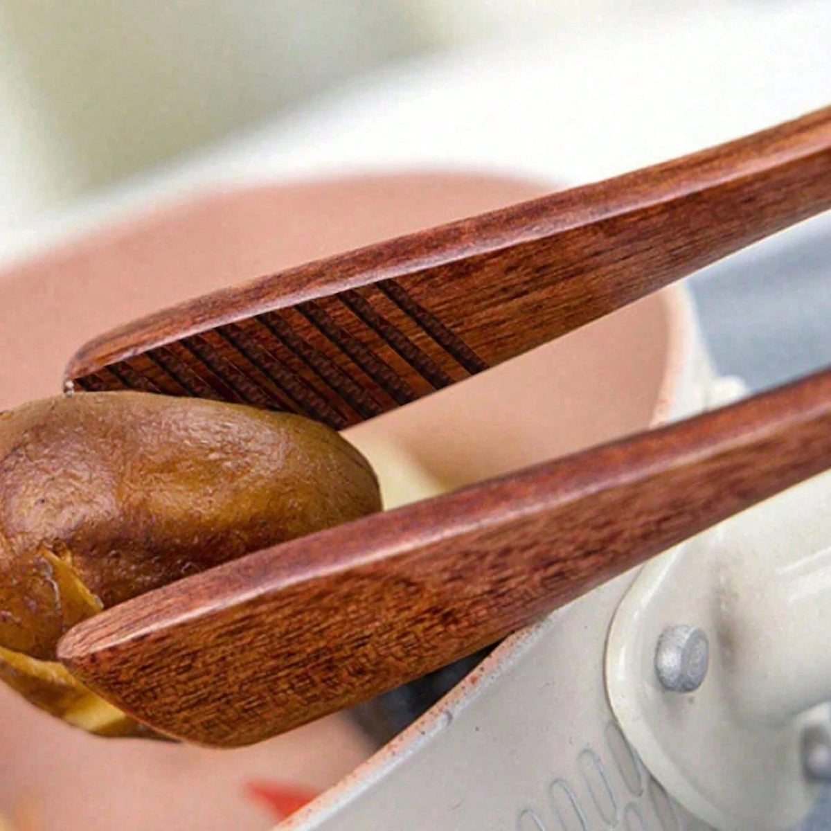 1pc Wooden Food Clip, BBQ Tong, Salad Clip, Pastry Clip, Bread Clip