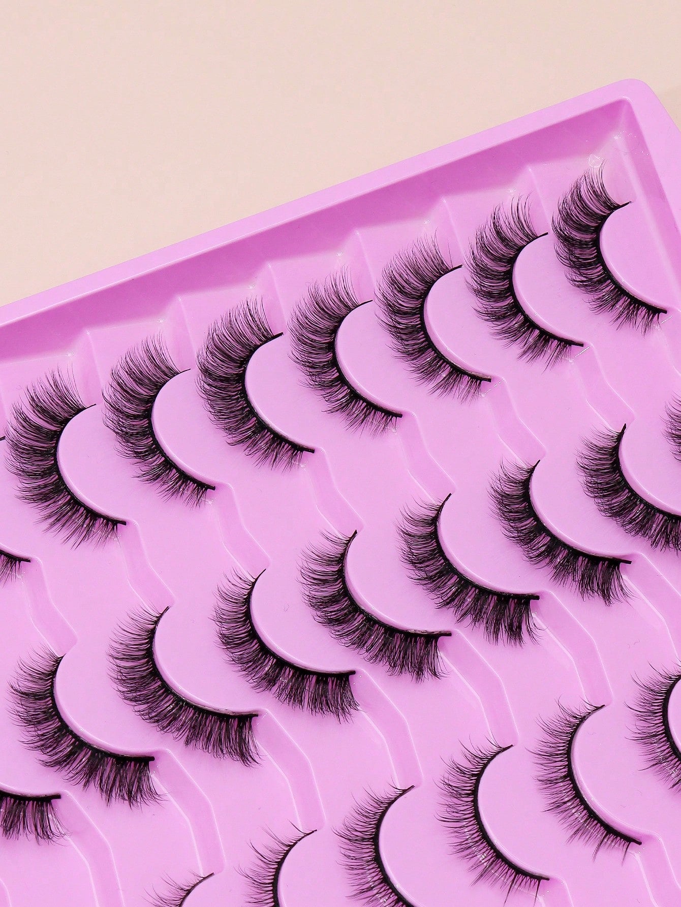 20 Pairs Short 3D Faux Mink Lashes,Cat Eye Style, Natural Look, Eyelash Extensions, A Combination Of Thick And Curled Styles, Soft And Comfortable, Suitable For Daily Dates And Makeup Simulations, Re