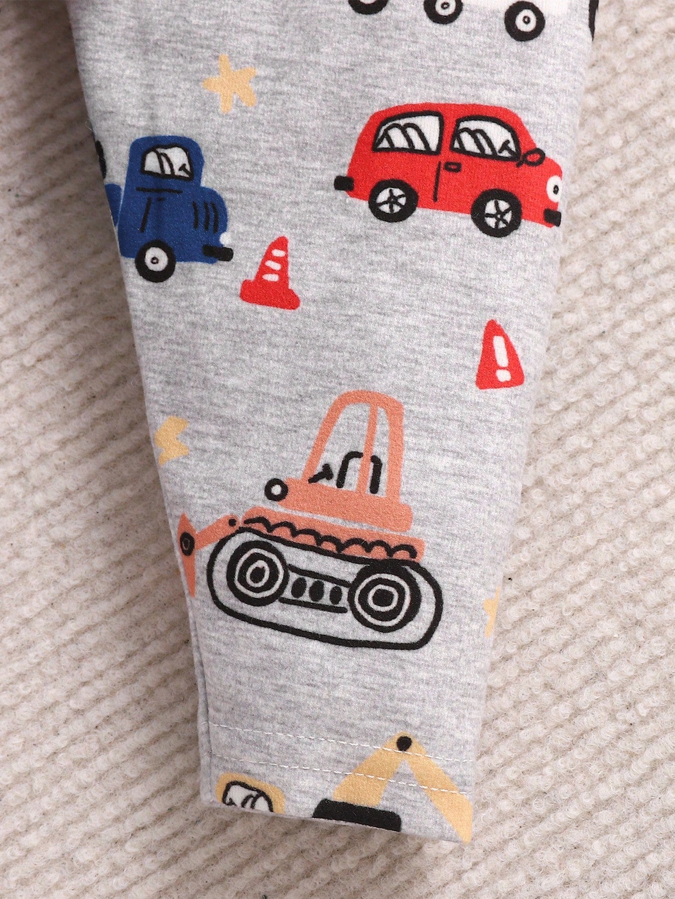 2pcs Baby Boy's Snug Fit Cartoon Car Printed Long Sleeve Top And Pants Knit Comfy Pajamas Set