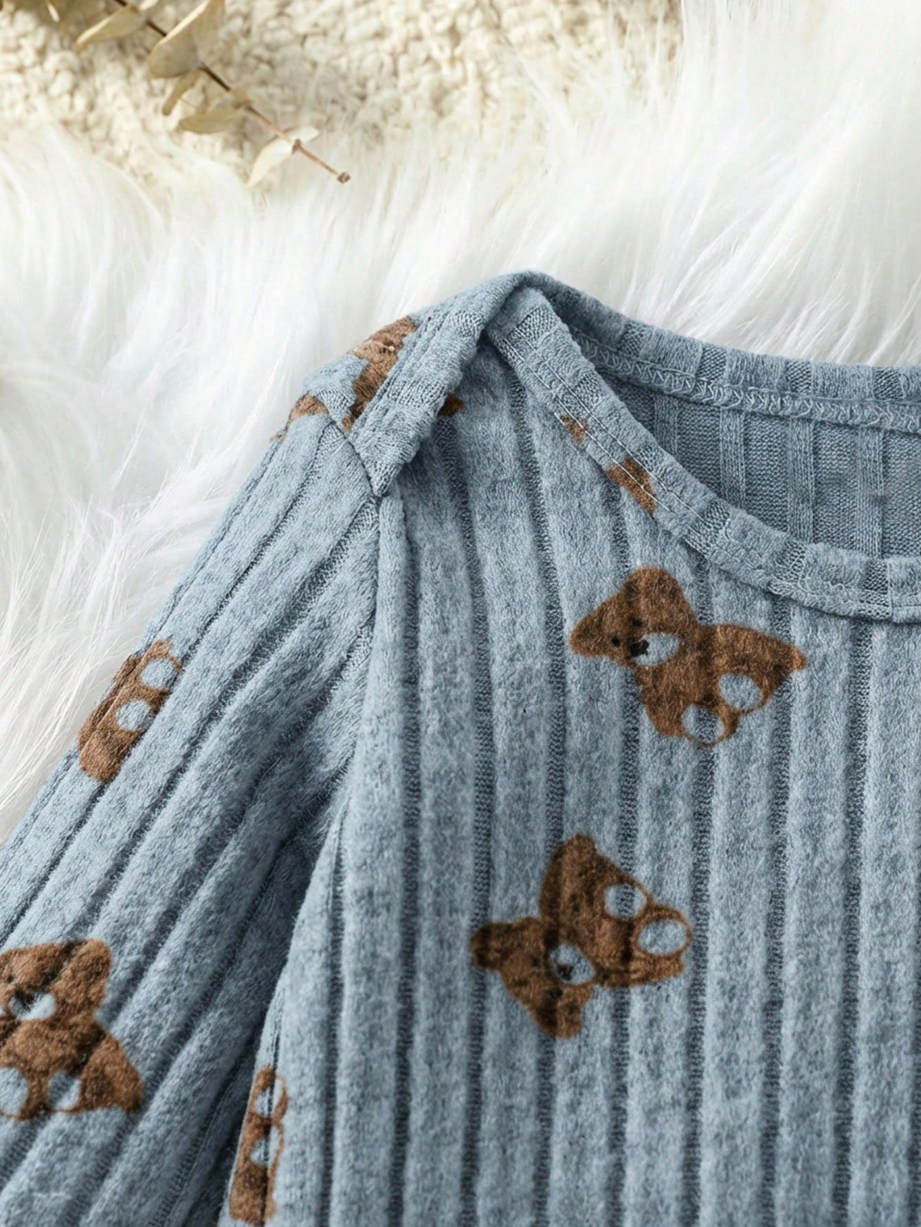 2pcs Baby Boy Set Ribbed Fabric Bear Print Long Sleeve Romper & 3D Bear Ear Hat Blue And Brown Polka Dot Autumn Cute Modest New Born Baby Girl