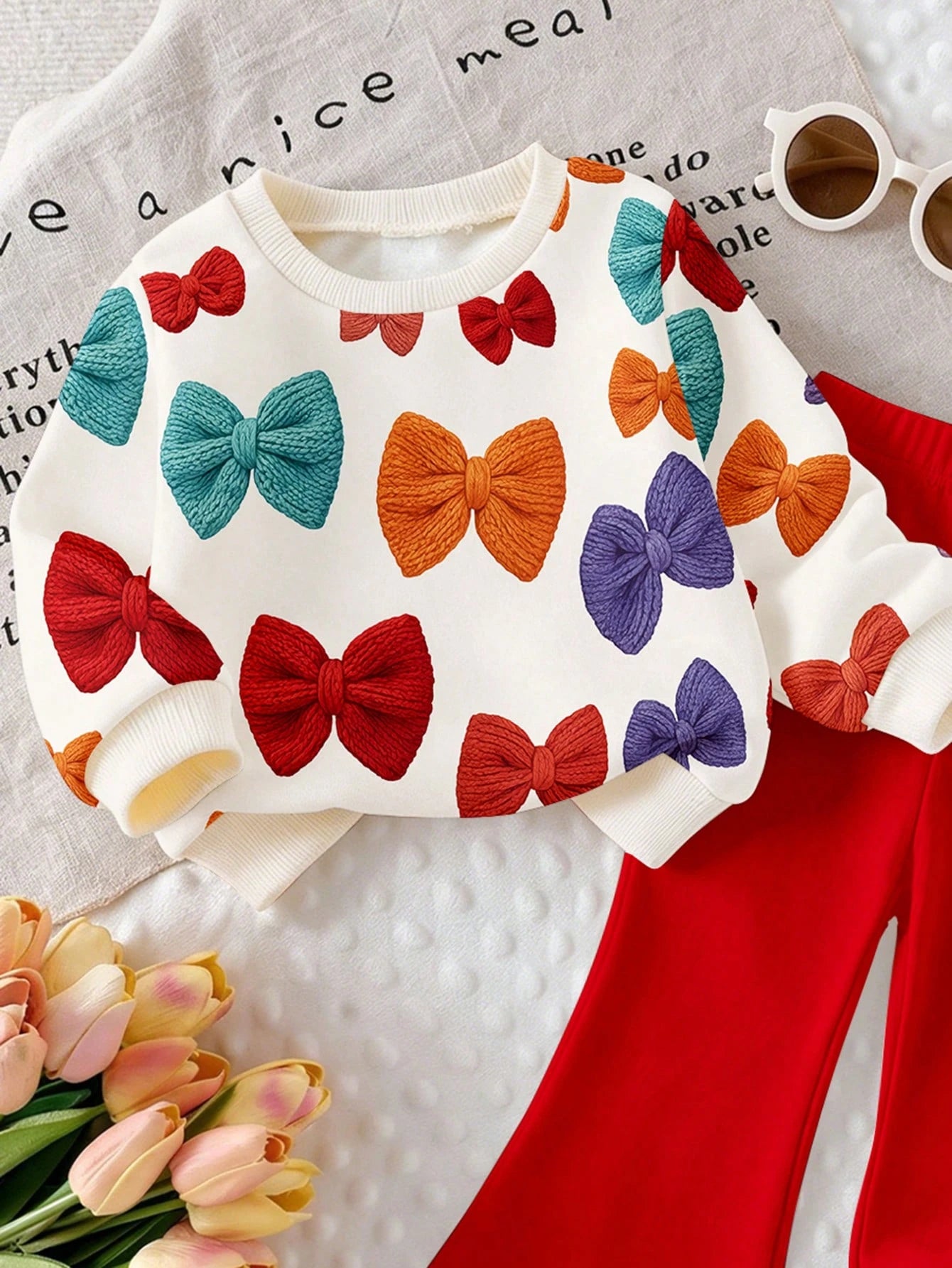 2pcs Baby Girl Casual Fashion Simple Sweet 3D Faux Embroidery Bow Print Crew Neck Sweatshirt And Solid Color Flared Pants Set, Suitable For Autumn/Winter, Daily, Outdoor Wear, Basic Versatile, Fashion