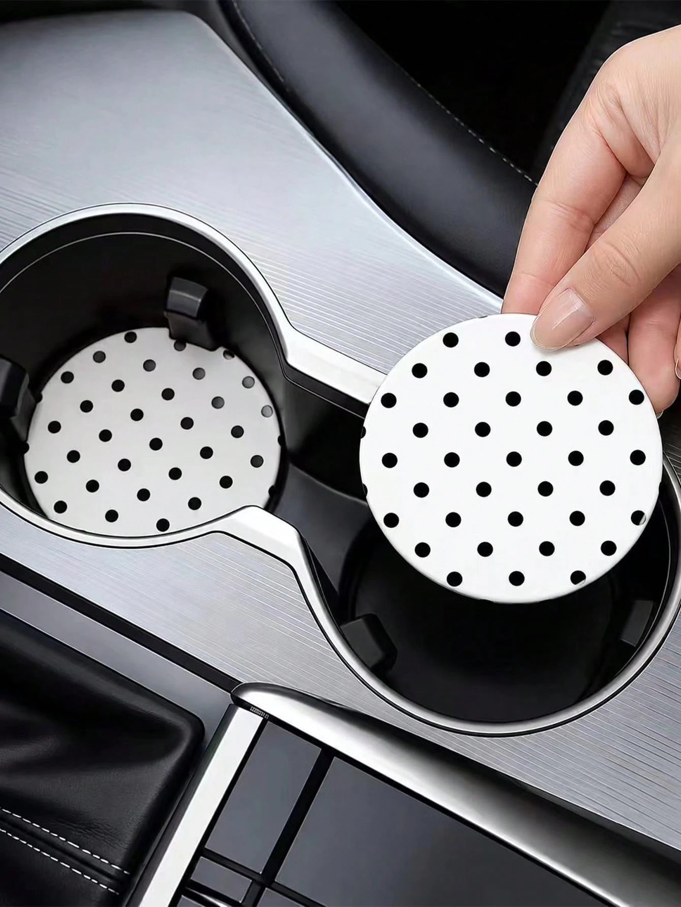2pcs Black & White Polka Dot Coasters, Car Interior Decor, Car Accessories, Non-Slip Car Cup Holder Mats, Suitable For Men & Women, Universal Car Beverage Mats, Ideal Birthday & Daily Gift For Friends
