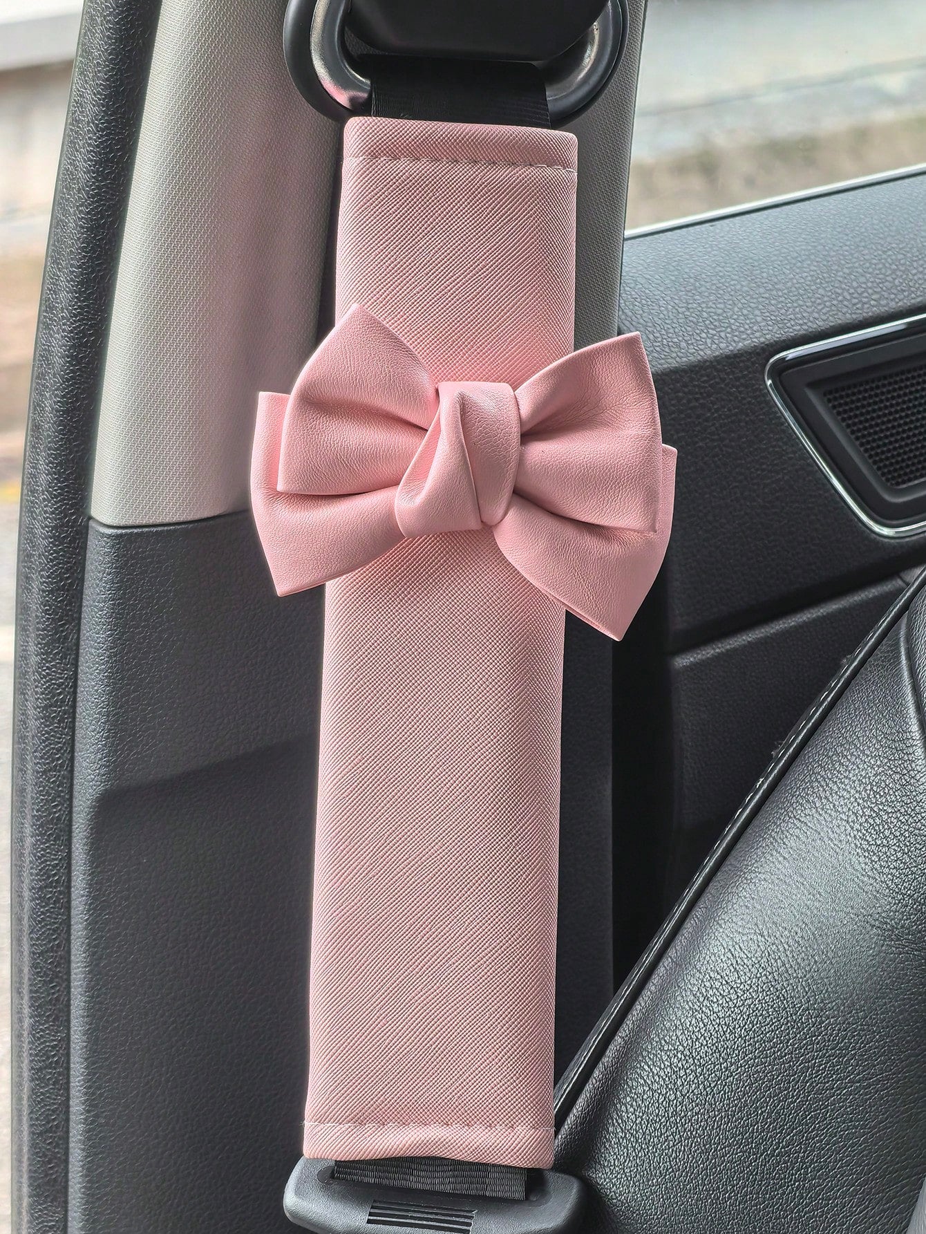 2pcs Car Seat Belt Leather Shoulder Protector Cute Bow Car Decoration Car Protection Cover,Car Women Accessories,Pink Car Stuff