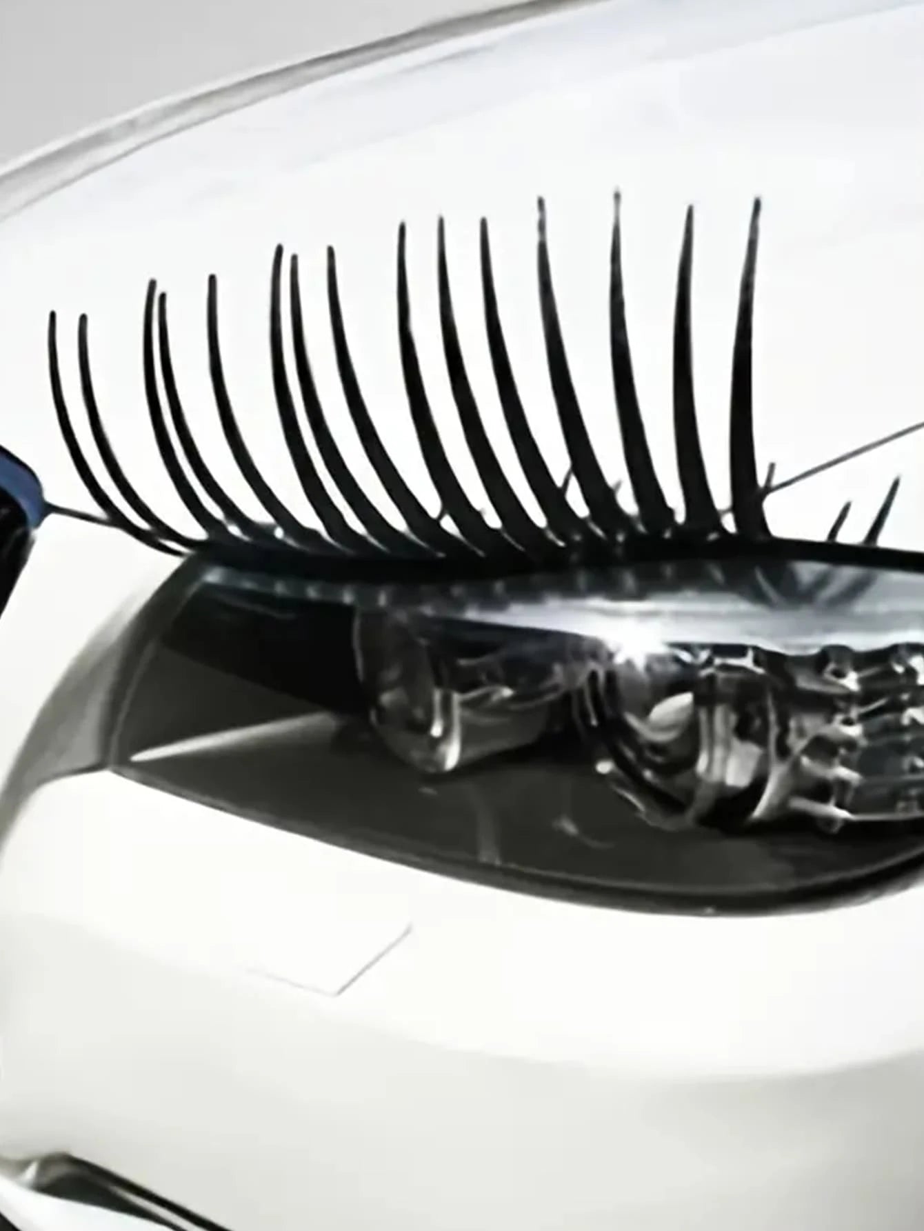 2pcs Eyelash Design Car Light Sticker