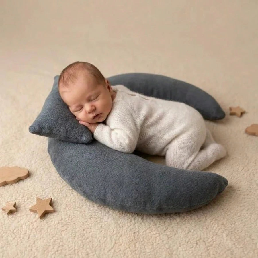 2pcs Newborn Crescent Moon Pillow Photography Props Set, Fabric Filled 3D Prop Pillow, Suitable For Newborn Baby Themed Photo Shoot