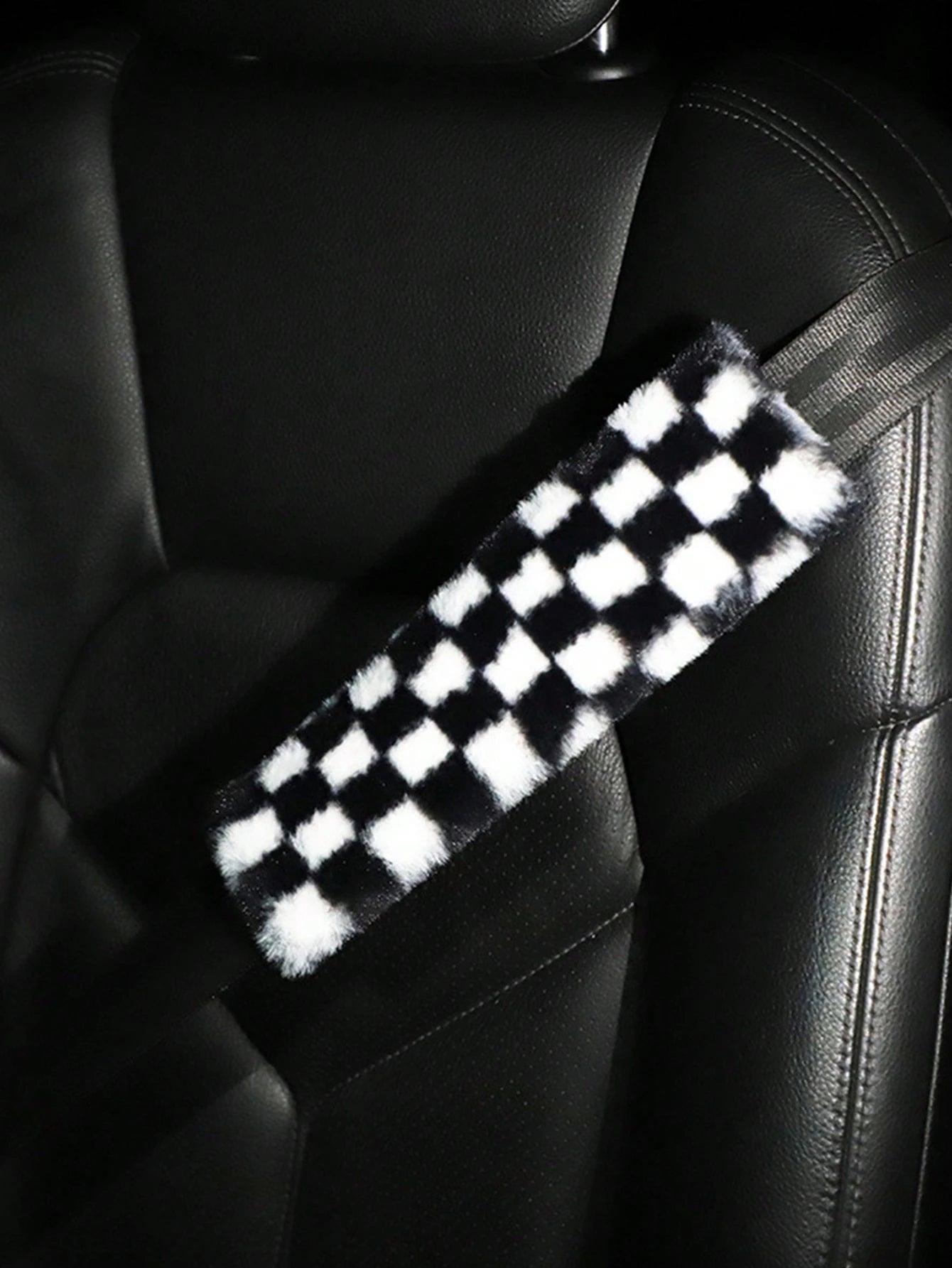 2pcs Plush Houndstooth Car Seat Belt Covers, Comfortable Car Accessories