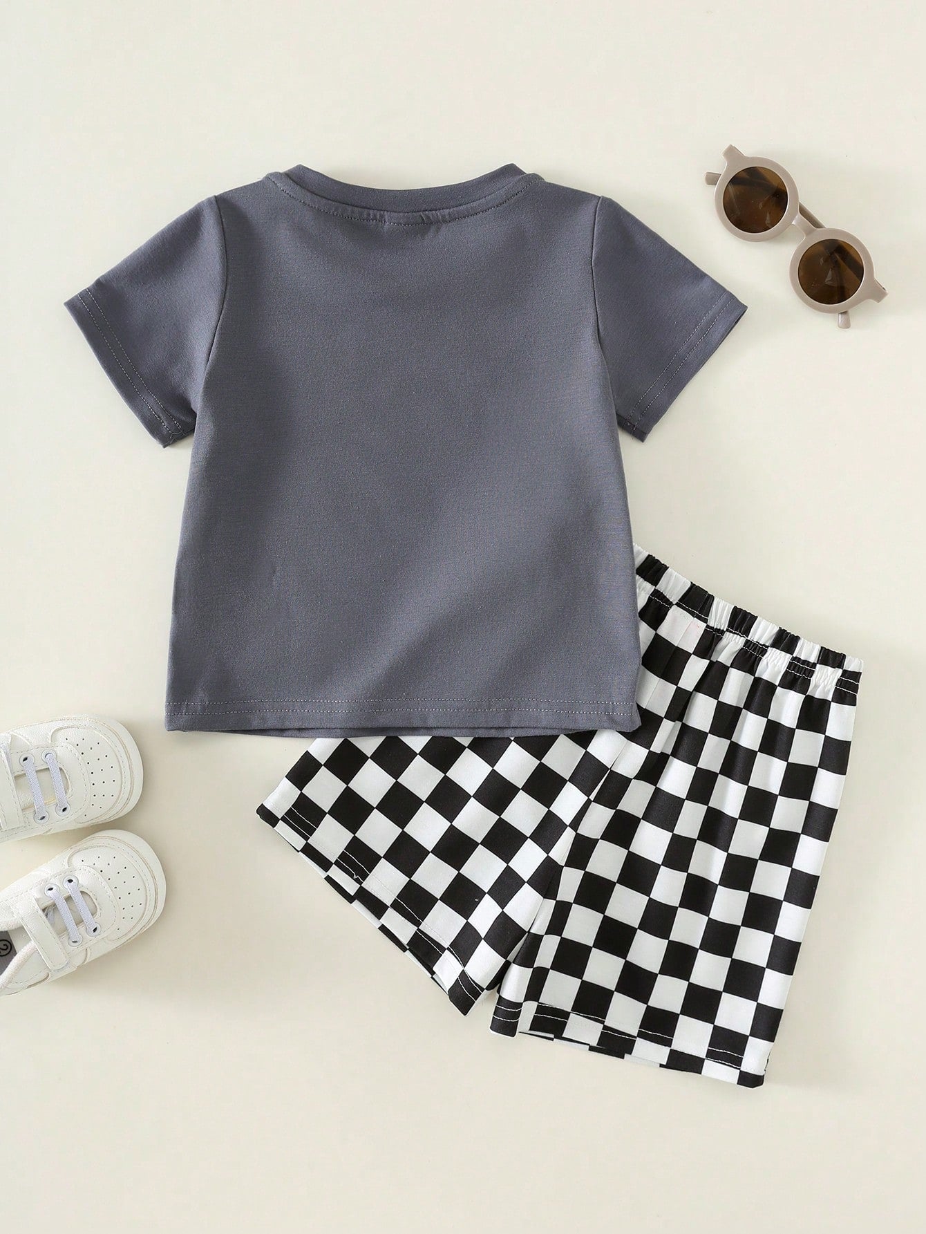 2pcs/Set Baby Boy Cute Summer Casual Vintage Distressed Car Graphic Loose Short Sleeve T-Shirt & Checkerboard Shorts Set, Racing Car Outfit For Infant