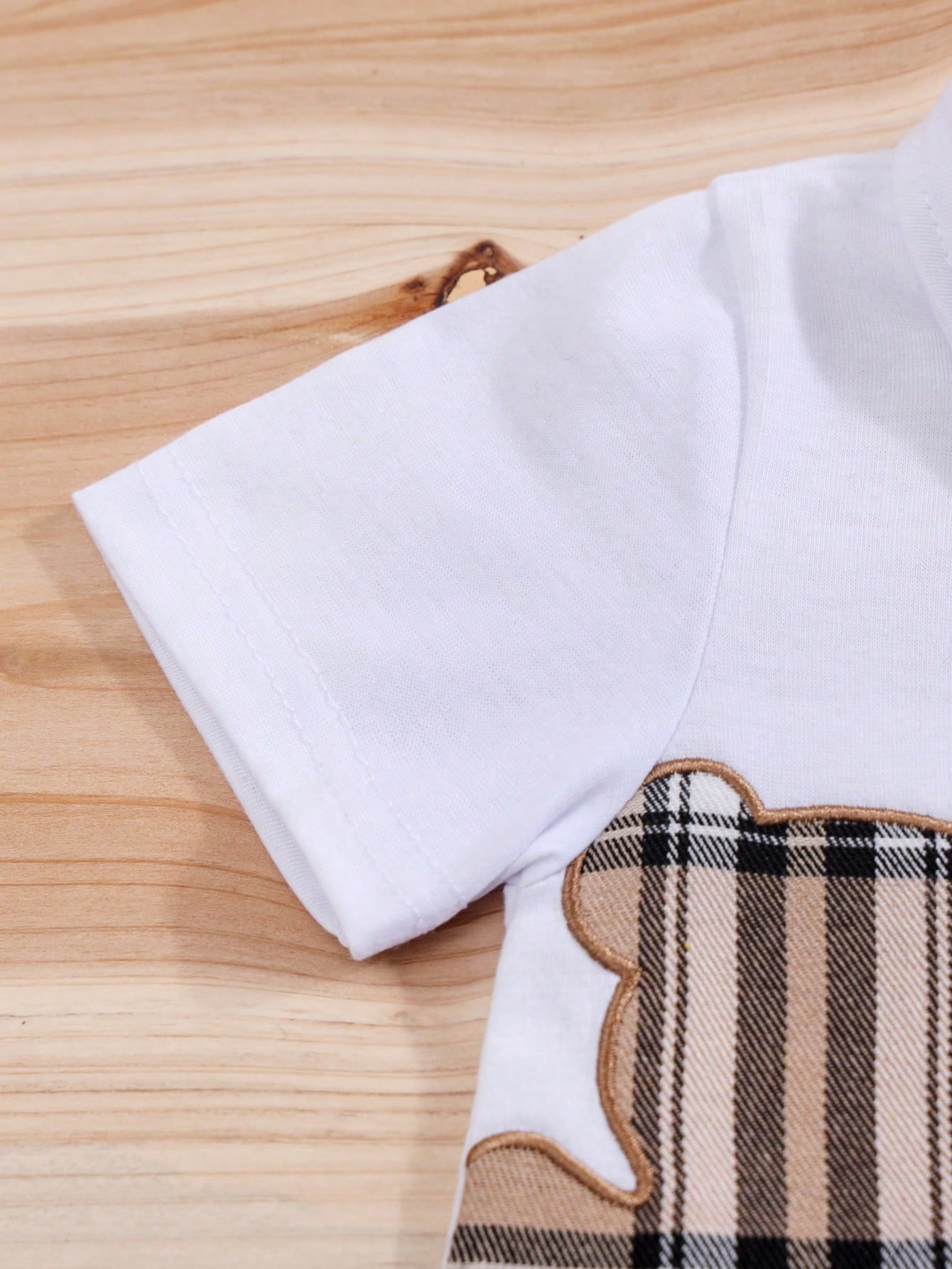 2pcs/Set Summer Cartoon Bear Plaid Bow Decor Infant Short Sleeve Romper + Bib Shorts Set