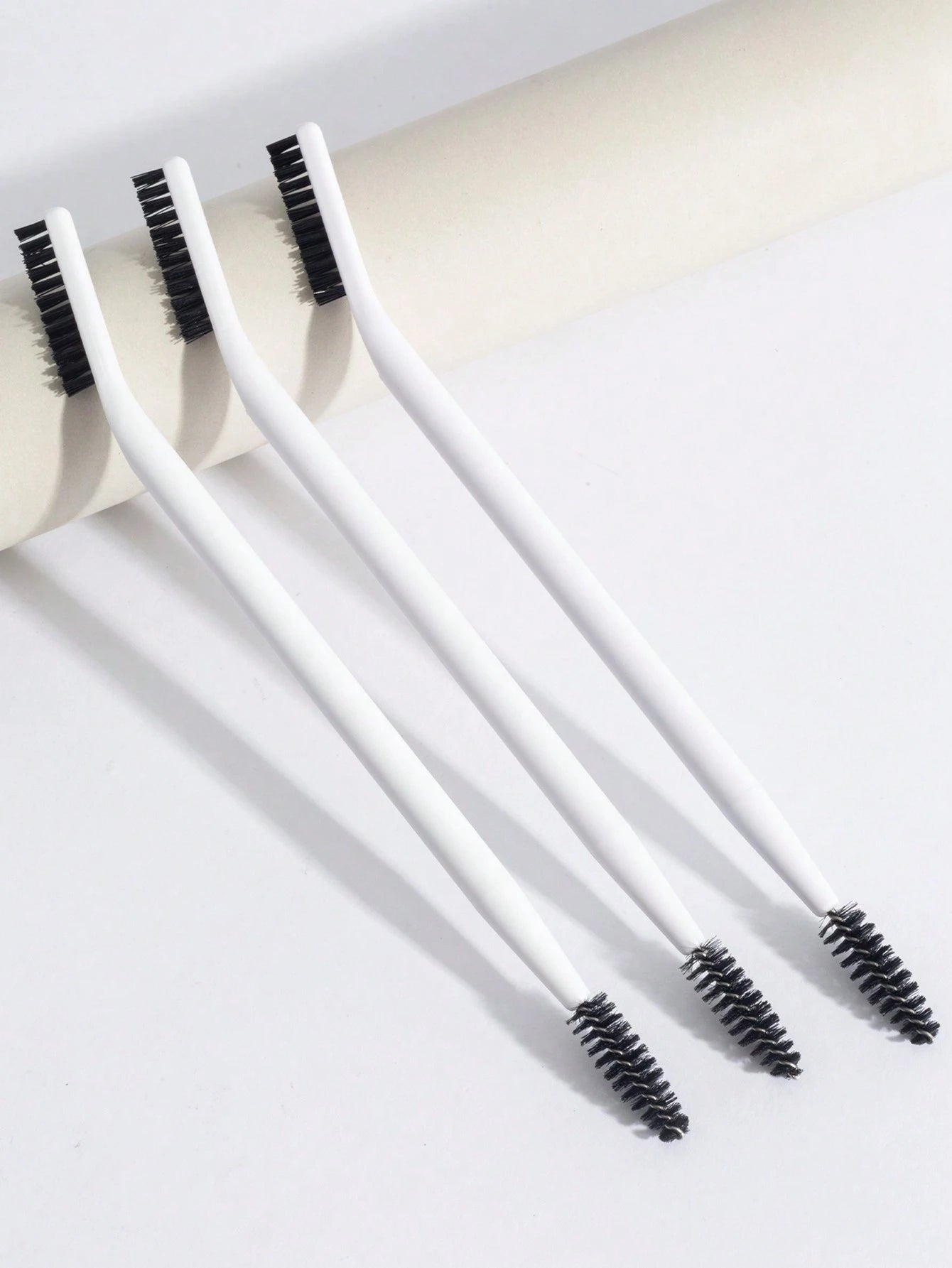 3pcs/Set Eyelash & Eyebrow Grooming Brush Set, White & Black Curved Dual-Sided Ergonomic Design Multi-Function Comb,Eyebrow Brush,Eyeshadow Brush,Spoolie,Spoolie Brush,Giveaways