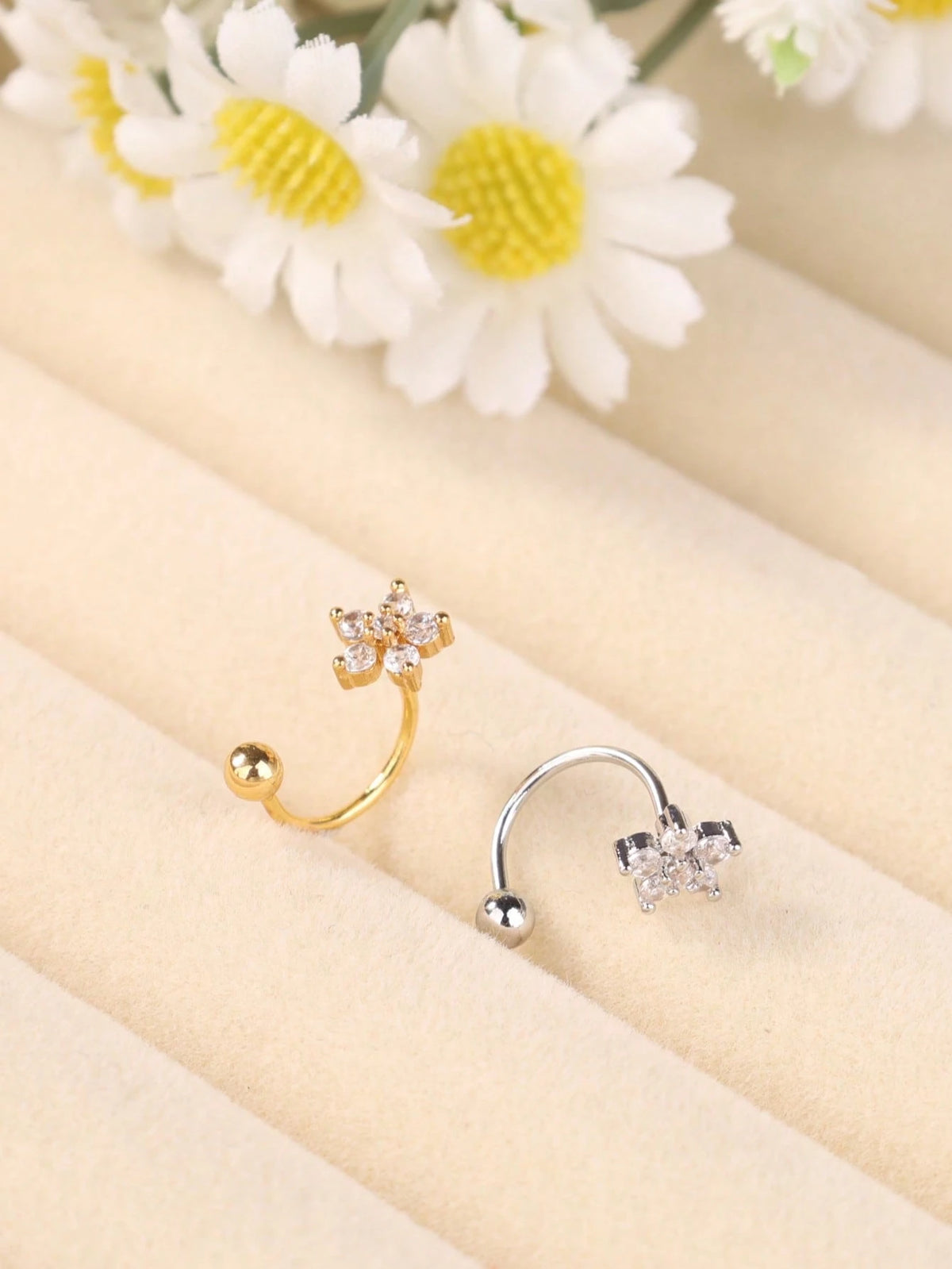 4PCS/1PC CZ Butterfly Star Flower Bow Nose Ring Hoop Gold Open Nose Hoop 20G Rotating Ball End Nostril Piercing Jewelry For Women
