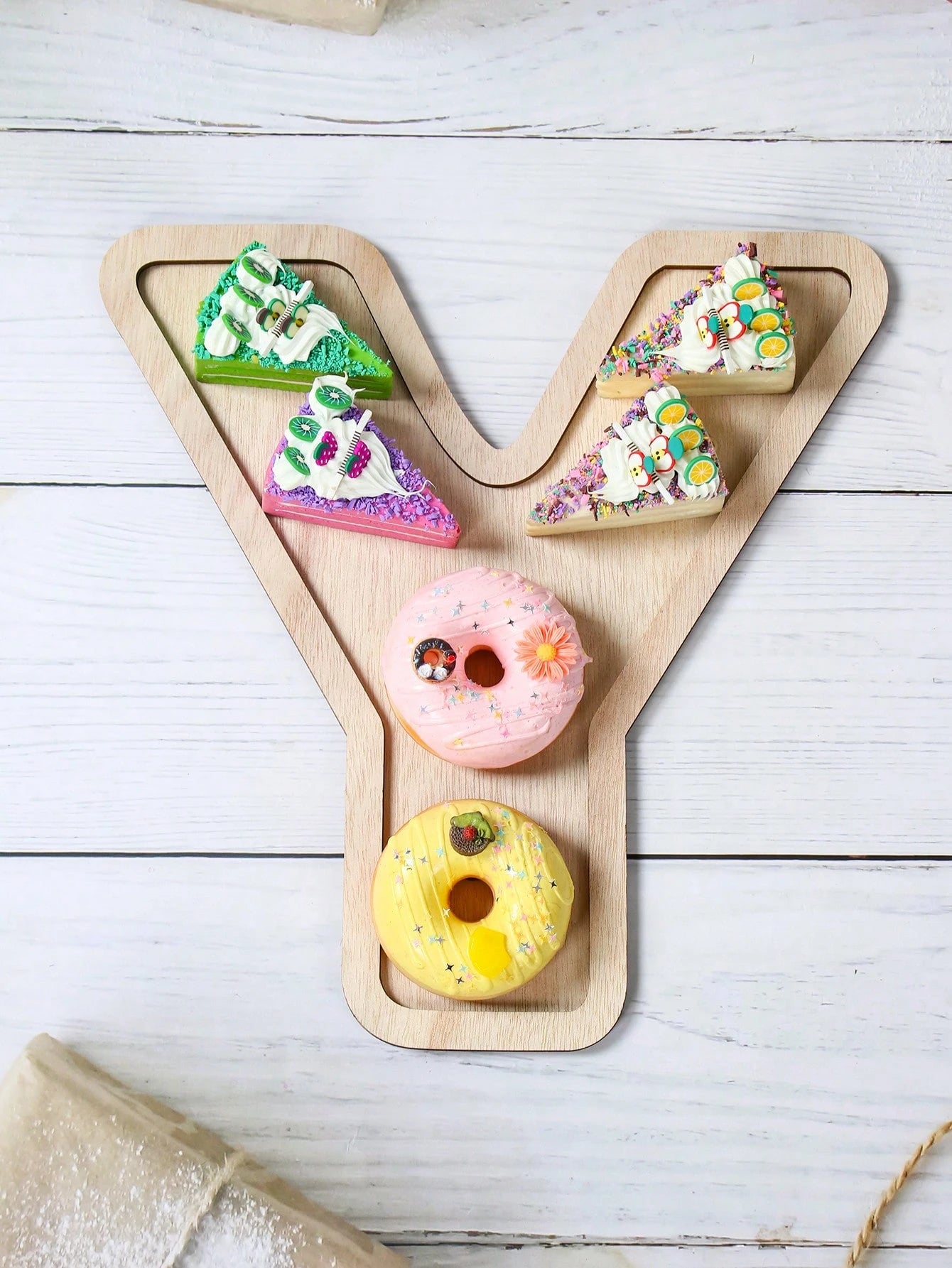 4pcs Baby Shower Wooden Letter Shaped Plate Set, BABY Letter Shaped Tray, Decorative Plates For Holding Snacks, Cakes, Ideal For Gender Reveal Party, Boy/Girl Birthday Party, Perfect Baby Shower Gift
