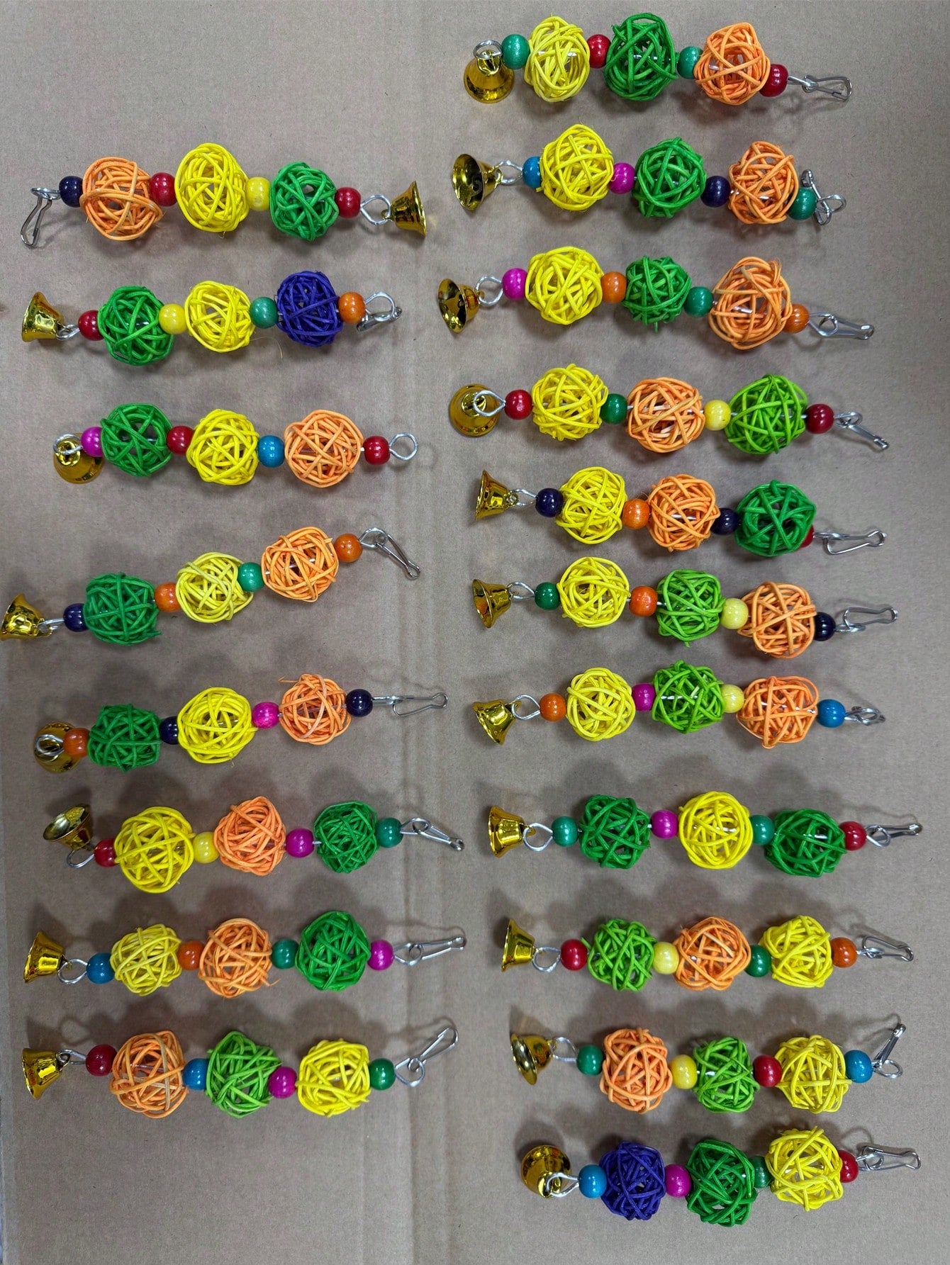 4pcs Parrot Bird Toy Set, Foraging Bird Toys, Bird Cage Training Toys, Colorful Chewing Hanging Bell, Hamster Climbing Ladder Swing Toys, Suitable For Macaws, Cockatoos, Lovebirds, Budgies, Random Col