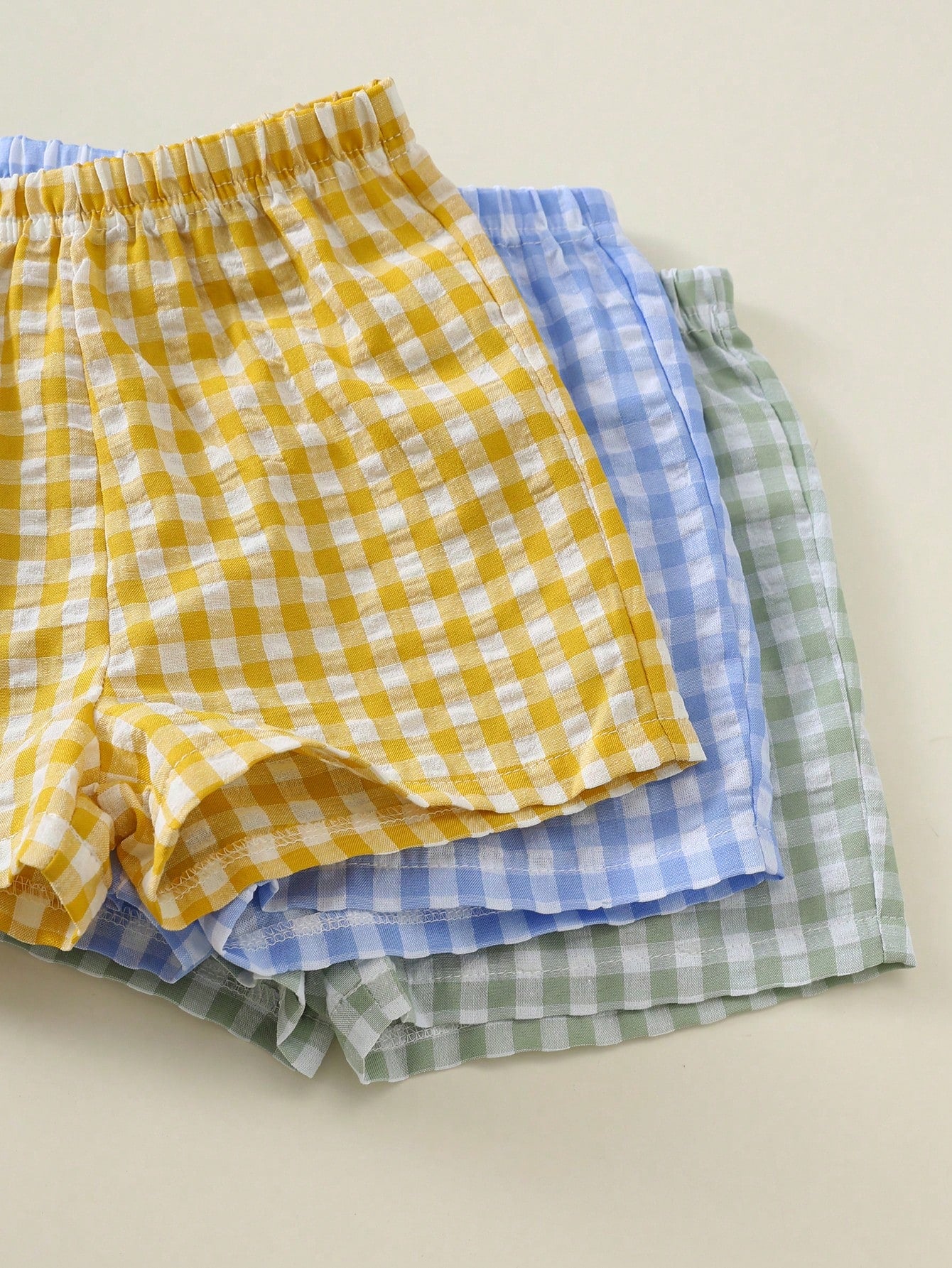 6pcs/Set Baby Boy Summer Casual White Cute Beach Outfits,Cartoon Bear Animal Print Tops/Vests,Plaid & Solid Shorts,3 Sets Infant & Toddler Multi-Piece