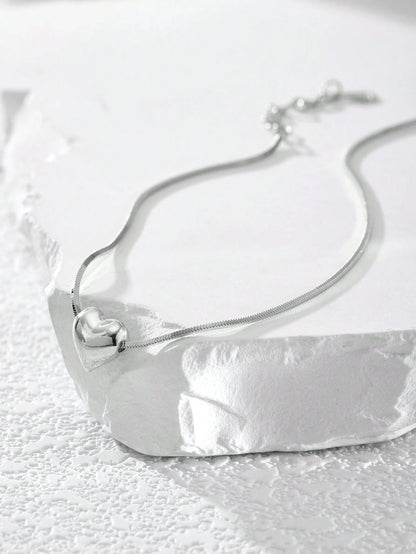 A Minimalist 3D Heart-Shaped Anklet Made Of 925 Sterling Silver, Perfect For Women To Wear Daily Or On Summer Vacations