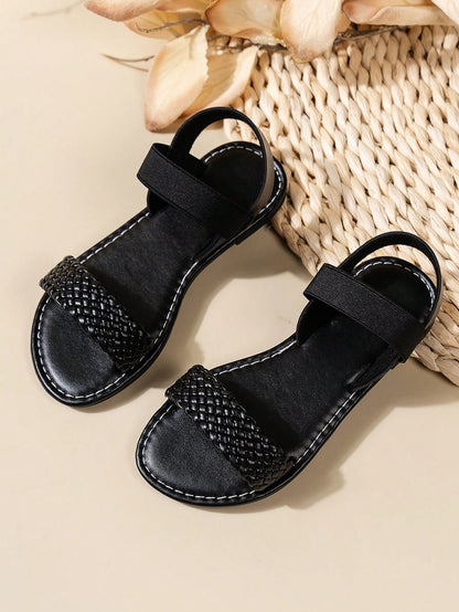 A Pair Of Children's Favorite Sandals, New Children's Sandals, Fashion, School Style, Soft Sole, Comfortable Sandals, Family Slippers, Holiday Style, Boys And Girls Like Sandals