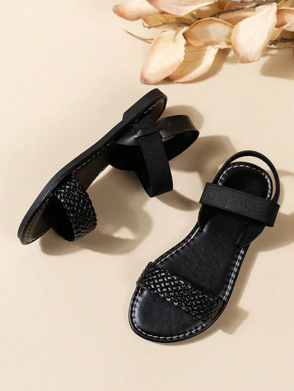 A Pair Of Children's Favorite Sandals, New Children's Sandals, Fashion, School Style, Soft Sole, Comfortable Sandals, Family Slippers, Holiday Style, Boys And Girls Like Sandals