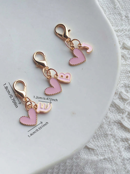 A-Z Letter Fashionable Cute Heart-Shaped Keychain, With Lobster Clasp, Heart Pendant And Creative Letter Keychain. Suitable For Decorating Various Bags, Backpacks, Car Keys, Also An Excellent Gift Cho