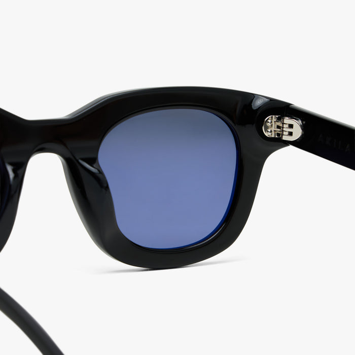 AKILA Apollo Black / Black