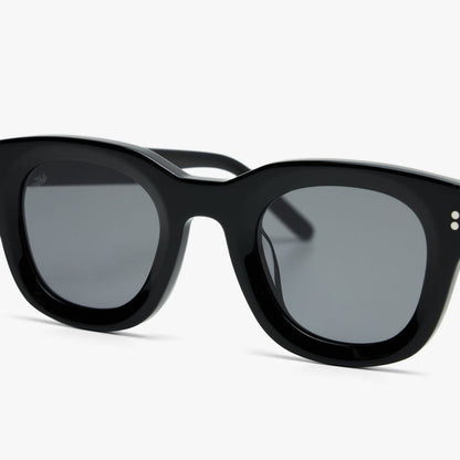 AKILA Apollo Black / Black