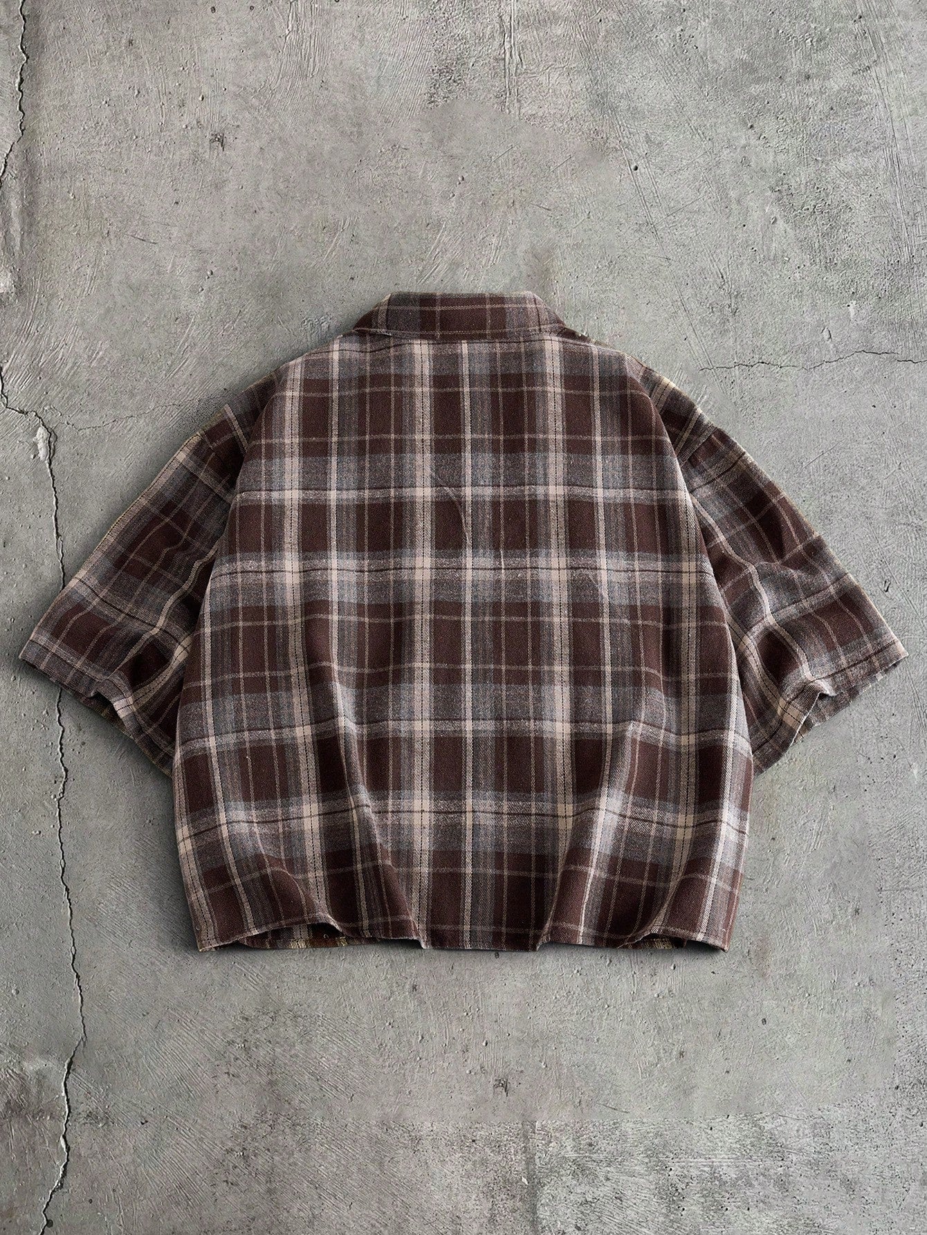 AXEPEAK Men's Loose Fit PU Short Sleeve Shirt, Streetwear Inspired