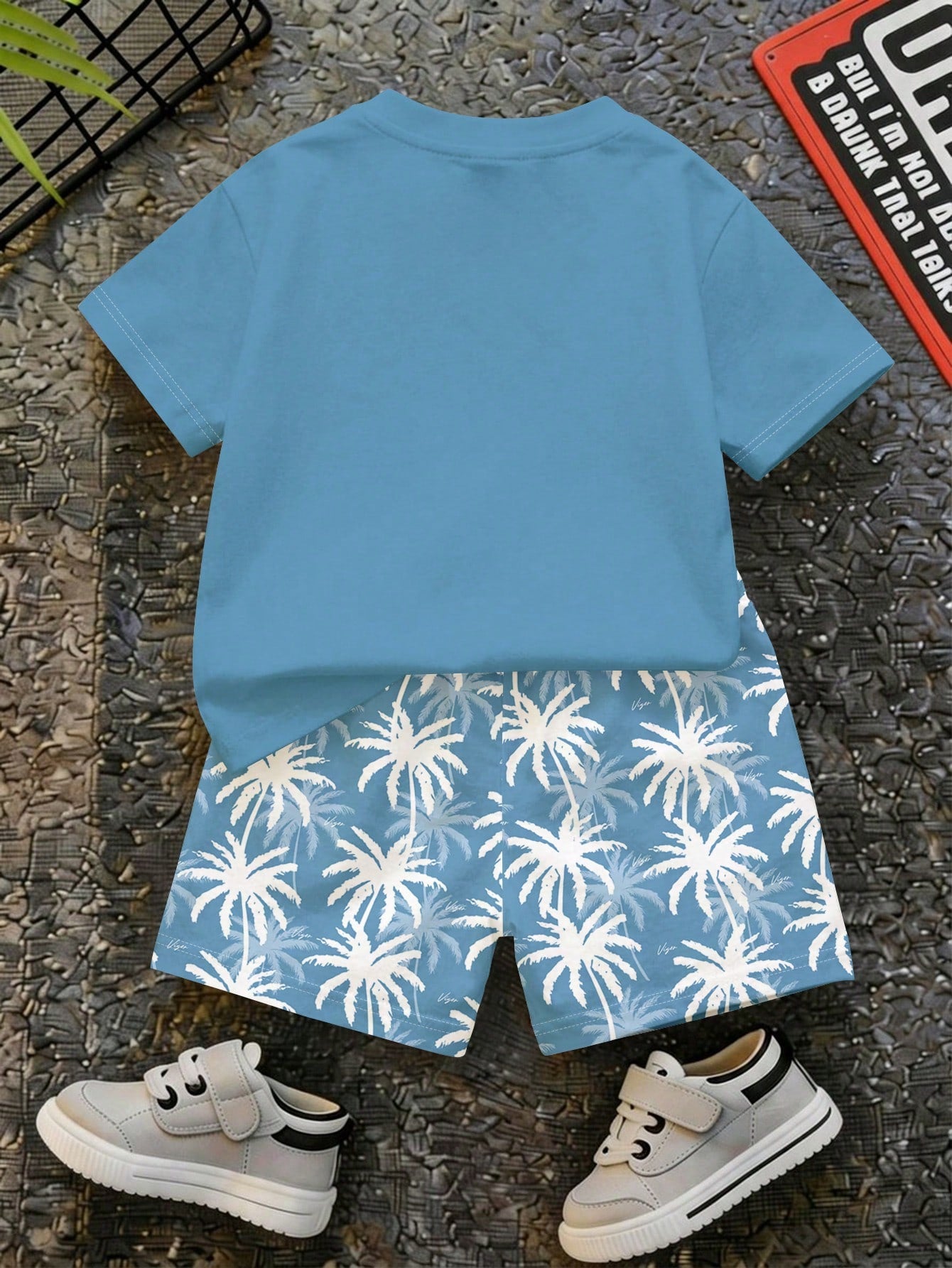 Baby Boy Casual Minimalist T-Shirt Set,Blue White Stripe,Summer,Beach,Vacation,Holiday,Tropical Plant Leaf Graphic Print Tee & Shorts Boys Outfit Set