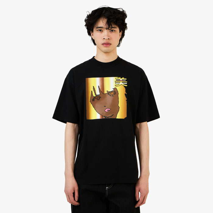 b.Eautiful x Sara Yukiko b.e Girl T-Shirt / Black