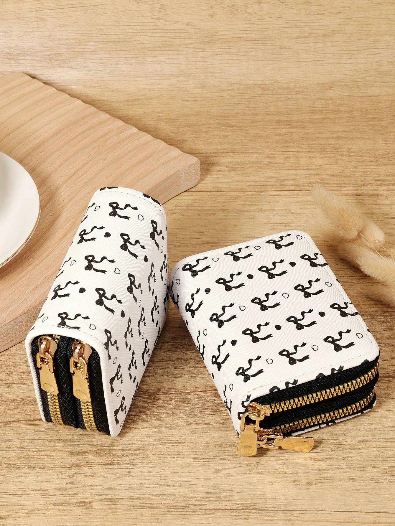 Black Bow Heart Pattern Multifunctional Coin Purse, Dual Zipper Card Holder With Multiple Card Slots For Card Storage And Organization, Lightweight Minimalist Fashion Business, Suitable For Anniversar