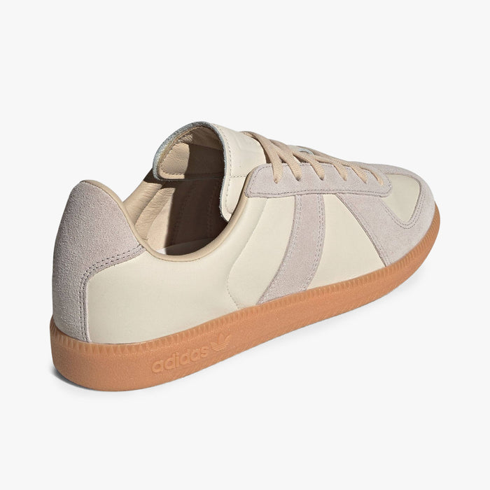 adidas BW Army. Rear three-quarter view of Chalk White sneakers showing Clear Granite suede heel patch and Gum sole.