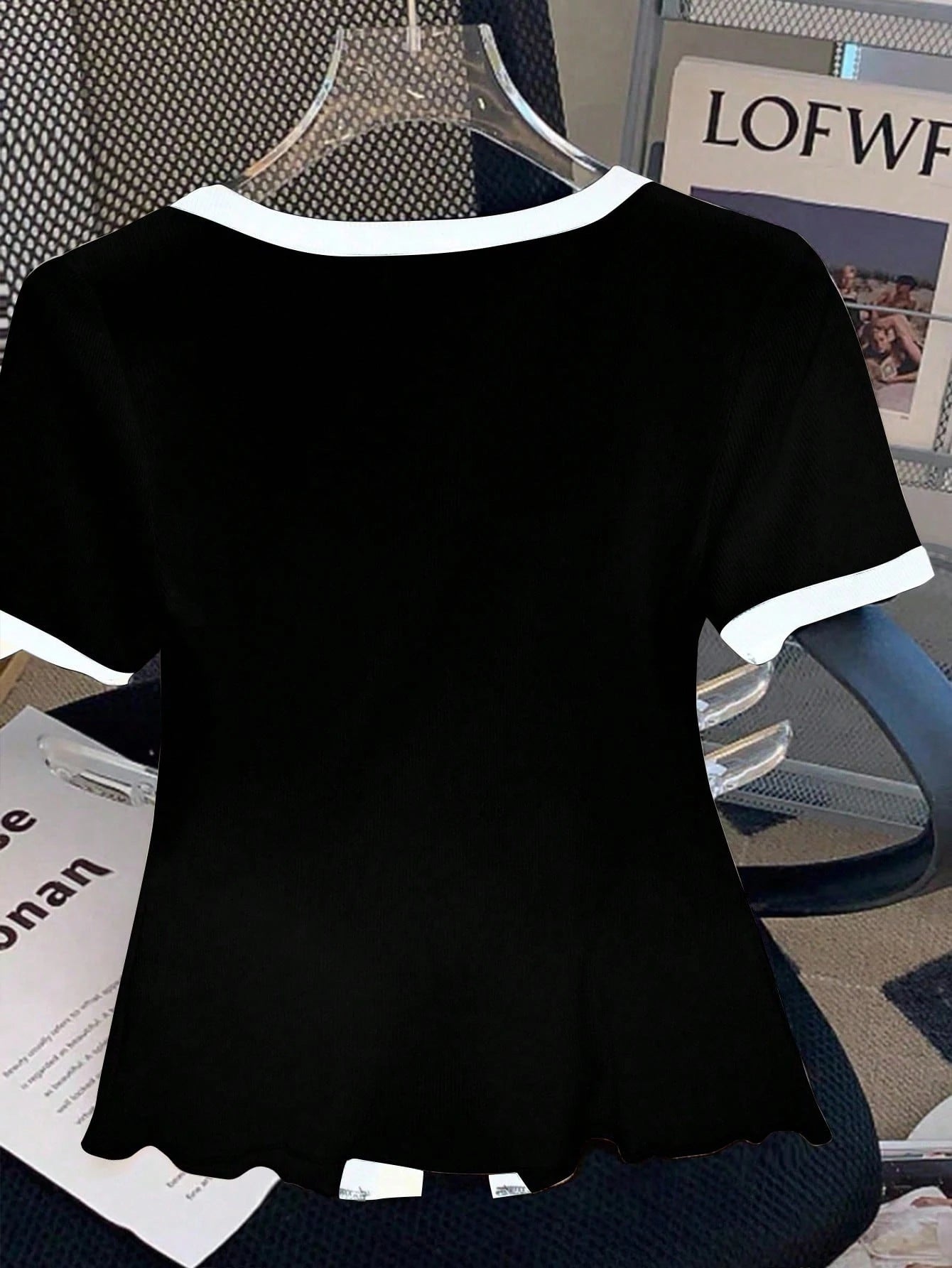 Clasi Plus Size Women's Metal Button & Sequin Bow Decorated Fitted Short Sleeve Tee Shirt, Crew Neck, Suitable For Summer Vacation