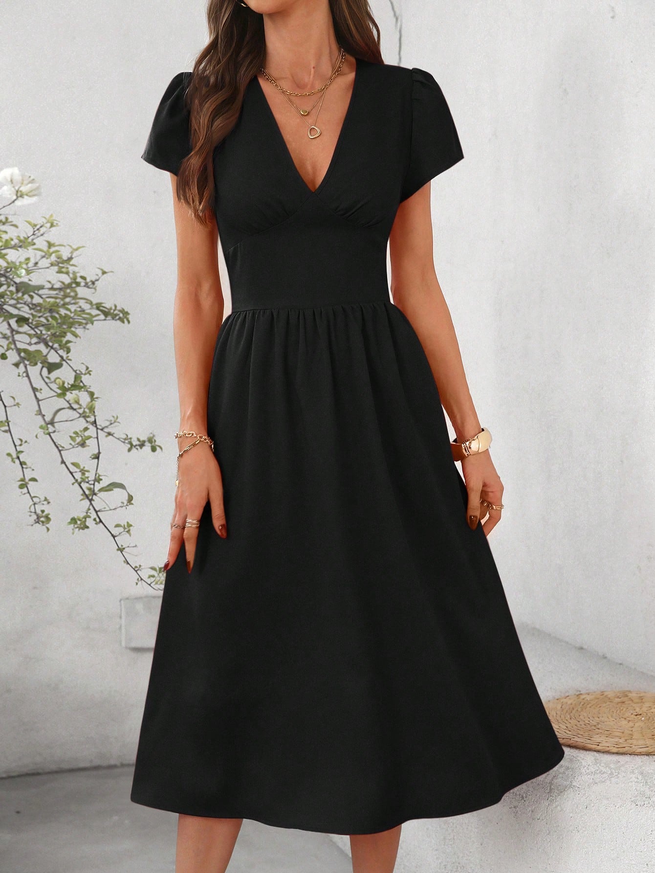 Clasi Women's Elegant Solid Color Asymmetric Pocket Cinched Waist V-Neck Flare Hem Mid-Length Dress,Dresses For Women Summer