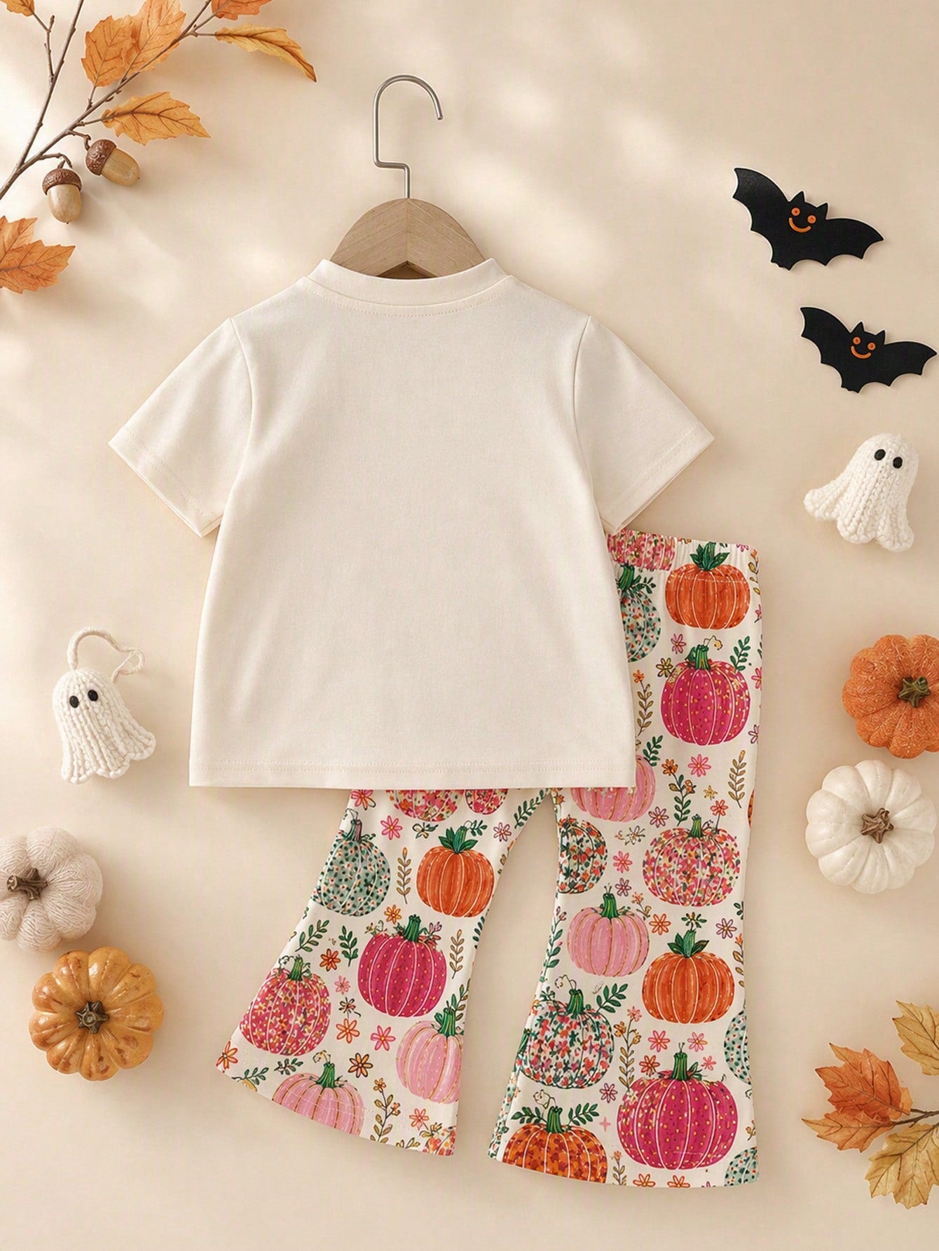Colorful Warm Apricot, Cute Halloween Pastoral Pumpkin & Floral, Coquette Ghost, Little Miss Bootiful, Baby Girl Casual Minimalist Round Neck Short Sleeve T-Shirt & Flare Pants 2-Piece Set, Suitable F