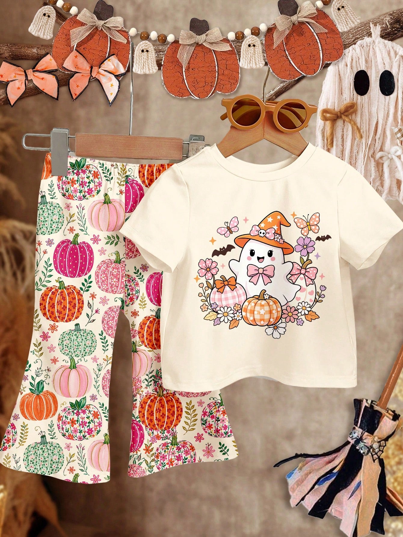 Colorful Warm Apricot, Cute Halloween Pastoral Pumpkin & Floral, Coquette Ghost, Little Miss Bootiful, Baby Girl Casual Minimalist Round Neck Short Sleeve T-Shirt & Flare Pants 2-Piece Set, Suitable F
