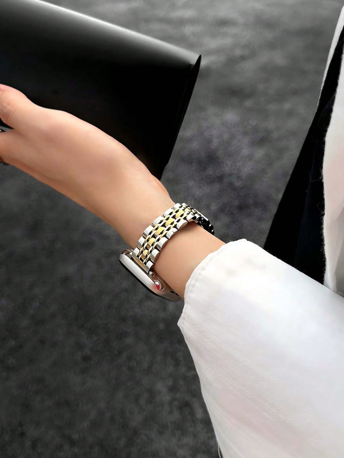 Compatible With Apple Watch Ultra 3/2/1 Series SE/S11/S10/S9/S8/S7/S5/S4/S3/S2/S1, 1pc Narrow 7-Bead Stainless Steel Watch Band, Creative Women's Elegant Fashion Metal Gold And Silver Watch Band, 14mm