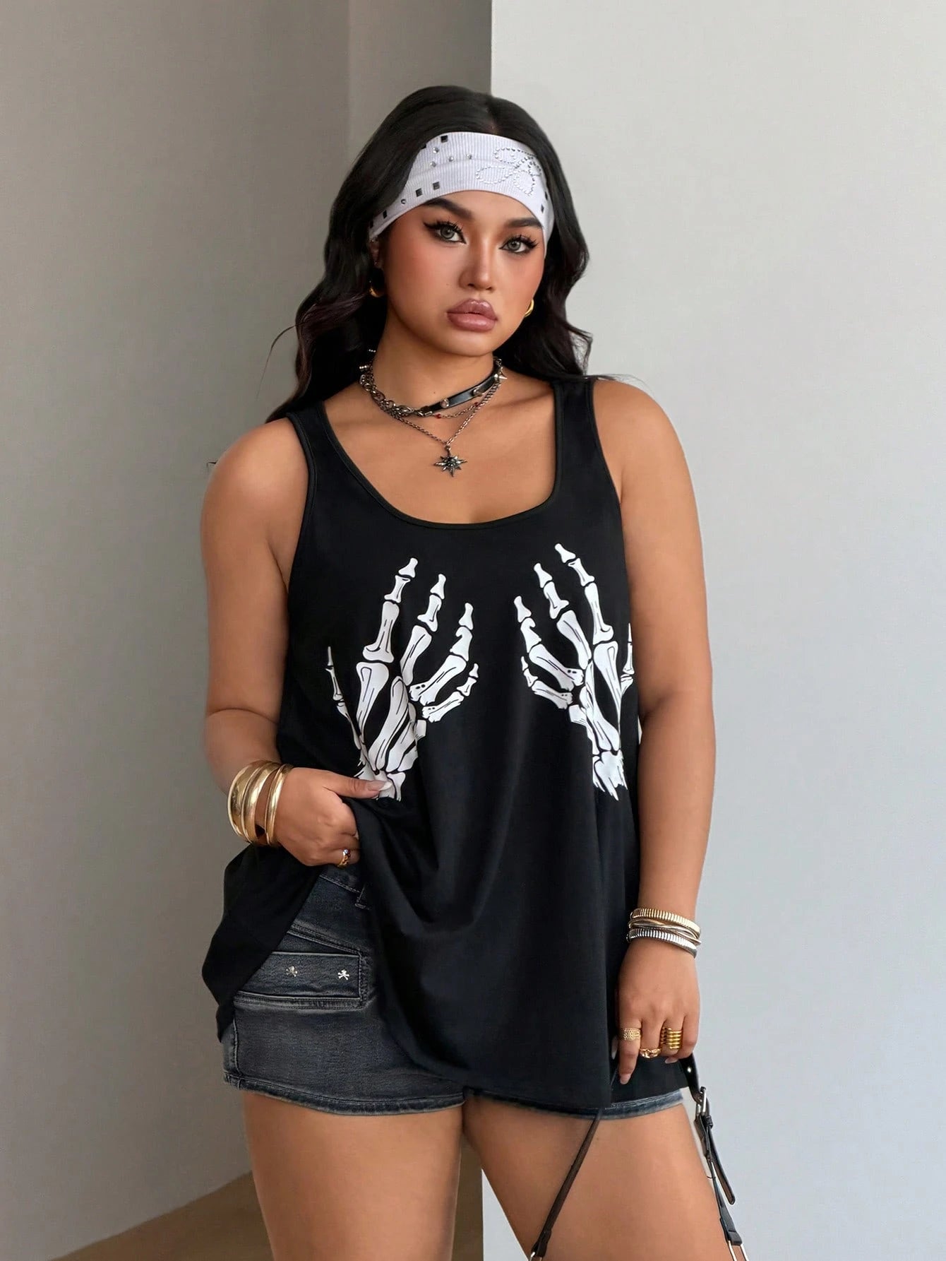 Coolane Women's Plus Size Summer Goth Black And White Skeleton Hand Tank Tops,Everyday Streetwear Rave Music Festival Halloween Chic Punk Y2K