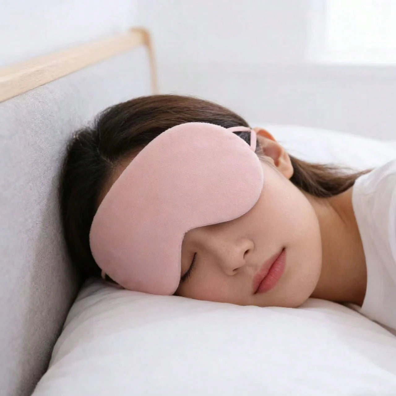 Cooling Ice Silk Sleep Mask 3D Contoured Adjustable Eye Mask For Men Women Lightweight Breathable Shading Eye Cover For Travel Office Napping