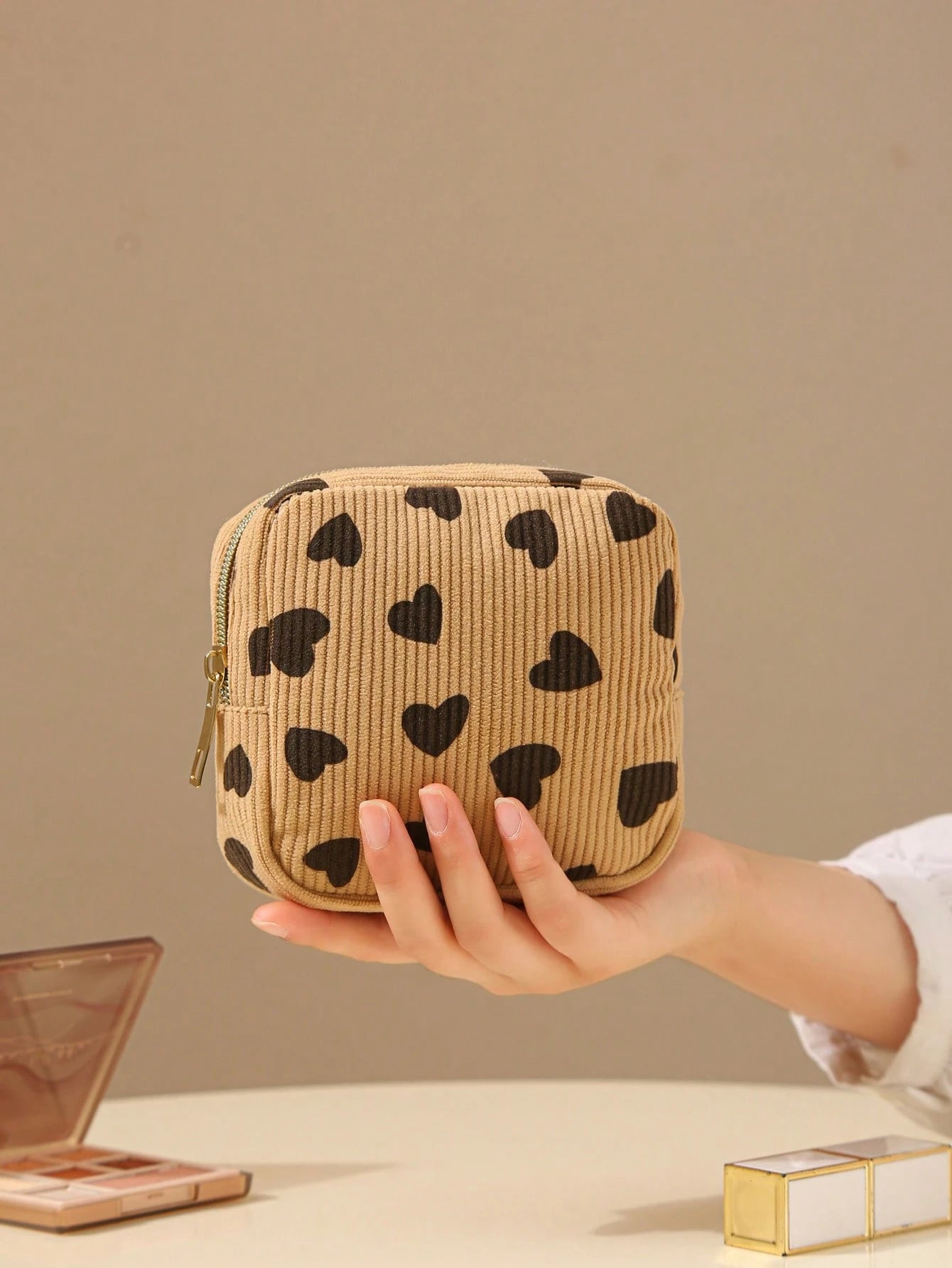 Corduroy Makeup Bag For Women 2025 New Portable Travel Toiletry Bag, Cosmetic Organizer Pouch For Lipstick, Makeup Tools, Sanitary Pads And Tampons Storage