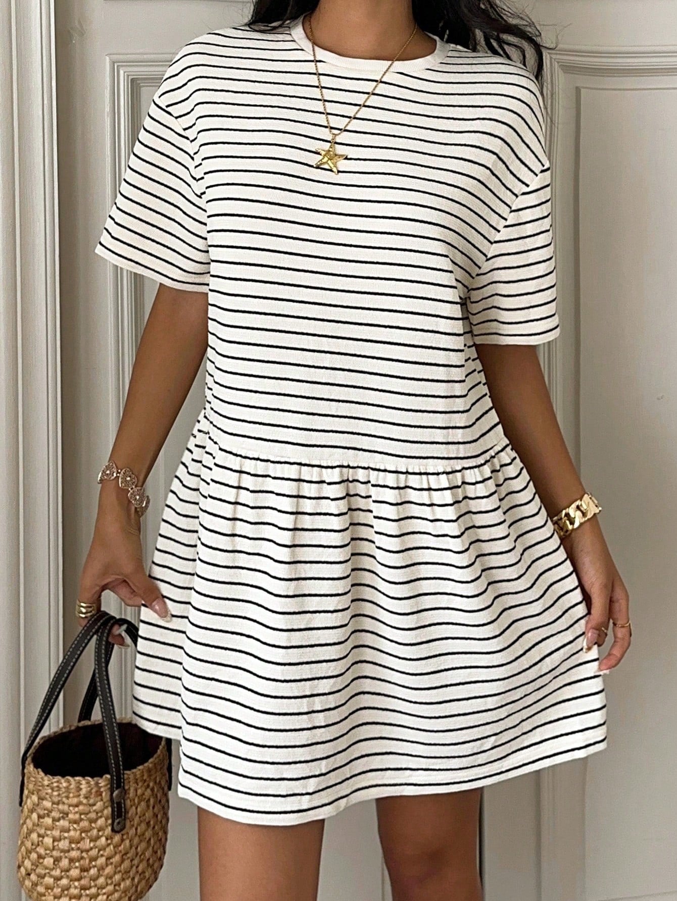 CovetEZ Cotton Clothes Country Concert Outfit Cute Striped Knit Women's Loose Fit Babydoll Dress,Short Sleeve,Black And White Checkered,Summer,Casual Coastal