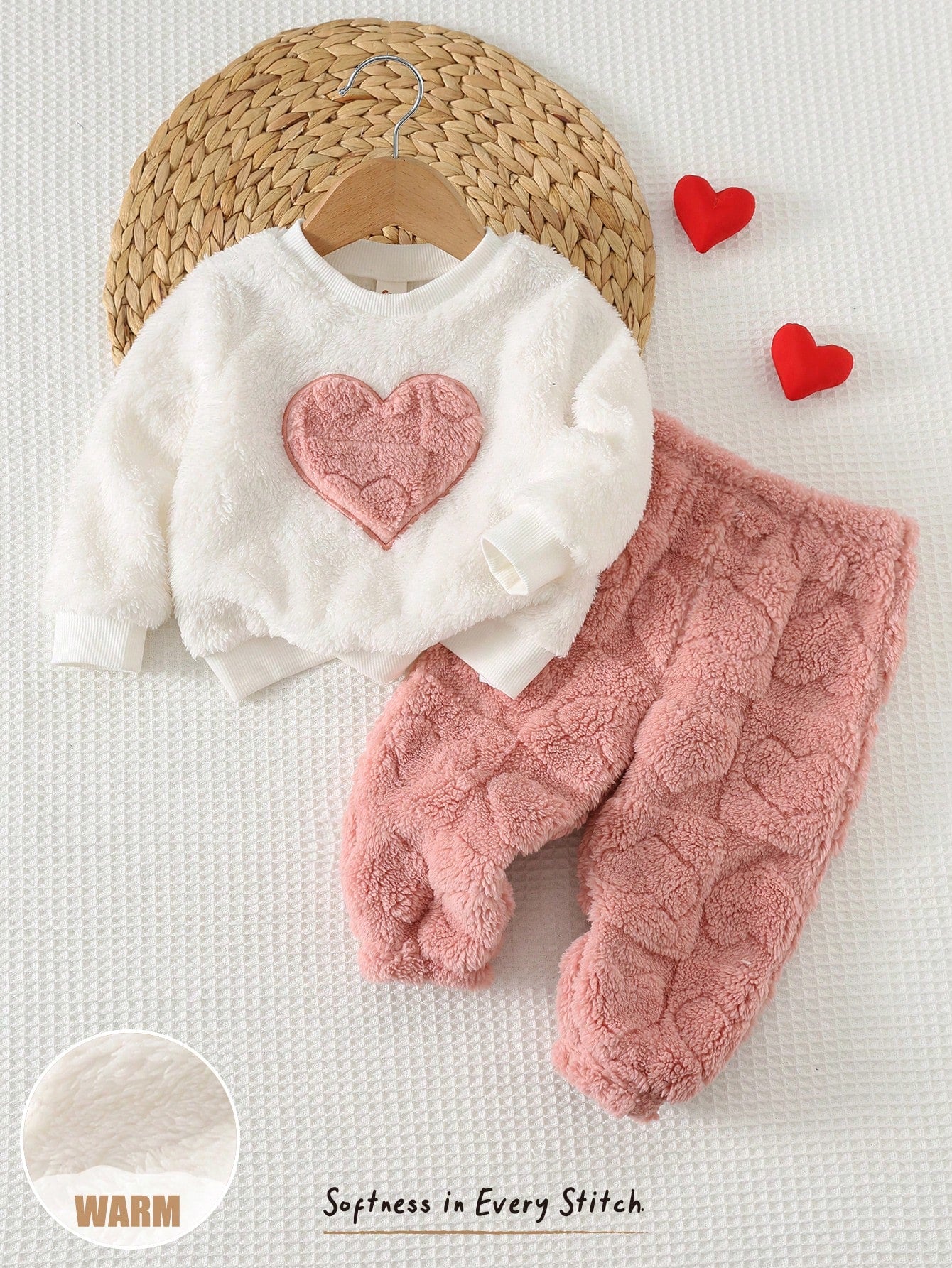 Cozy Pixies Baby Girl Heart Pattern Fleece Lined Thick Crew Neck Long Sleeve Pullover Sweatshirt, Comfortable Versatile Fashionable Casual Cute Minimalist Basic Style, Suitable For Indoor, Outdoor Lei