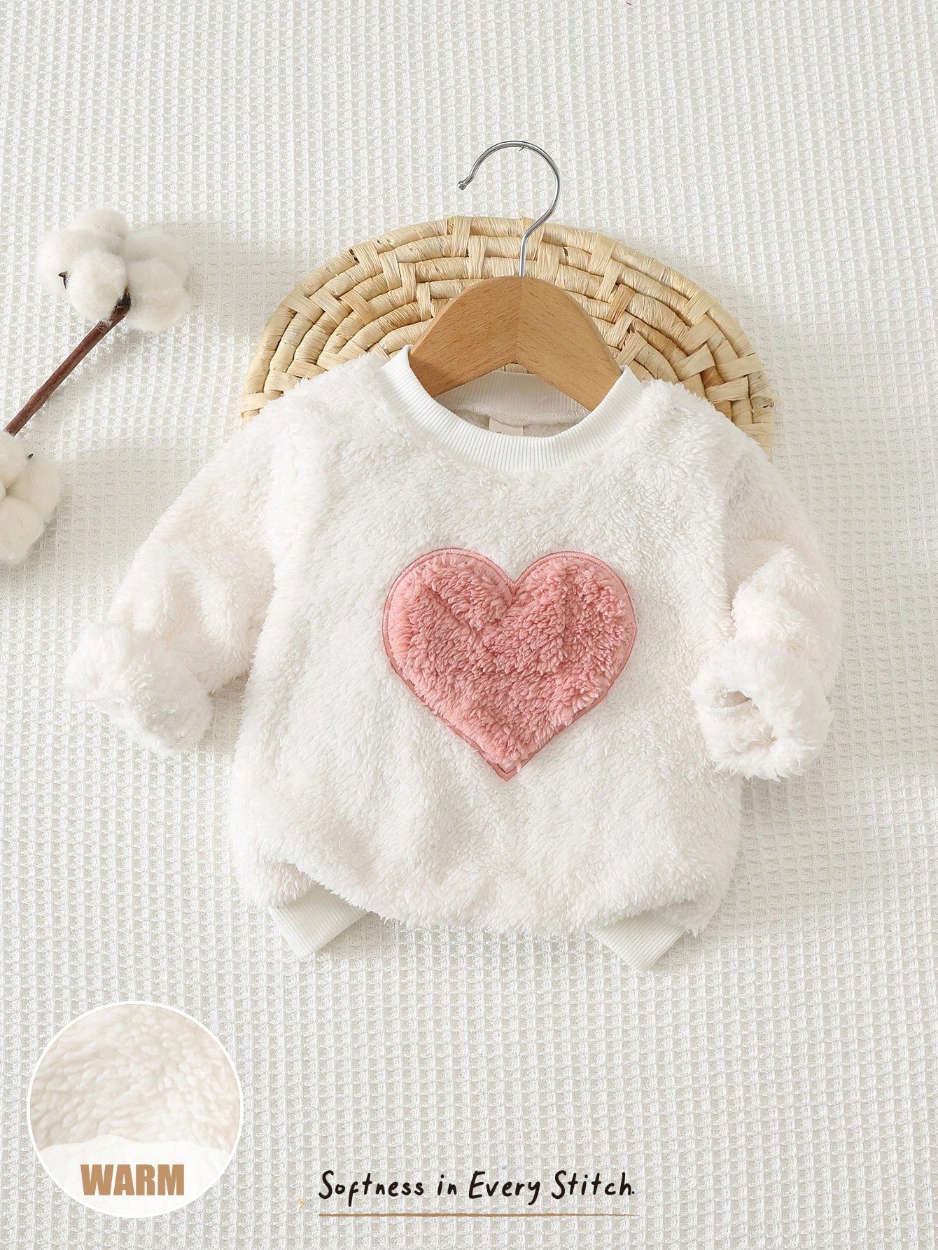 Cozy Pixies Baby Girl Heart Pattern Fleece Lined Thick Crew Neck Long Sleeve Pullover Sweatshirt, Comfortable Versatile Fashionable Casual Cute Minimalist Basic Style, Suitable For Indoor, Outdoor Lei