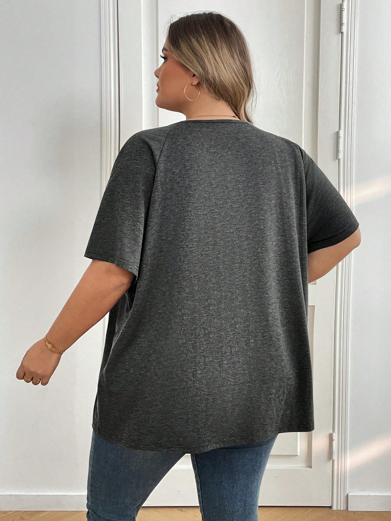 CURVE+ Plus Size Black Printed Letter V-Neck Short Sleeve T-Shirt With Half Zipper Vacation Airport Summer Casual Whimsical