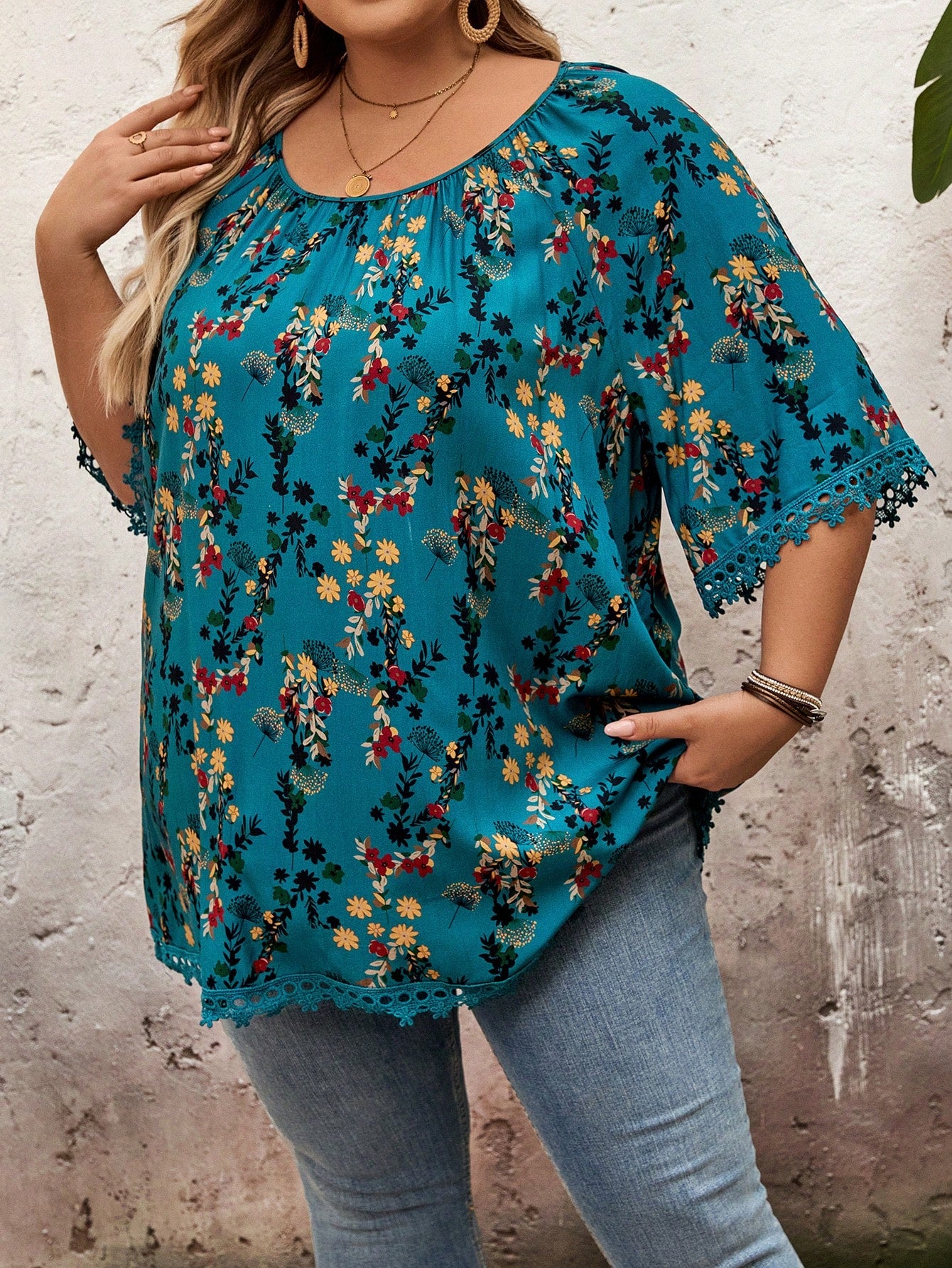 CURVE+ Plus Size Women Teal Ditsy Floral Round Neck Raglan Sleeve Loose Blouse,Summer,Boho Business Casual,Vacation,Holiday,Curve Plus Beach Essentials