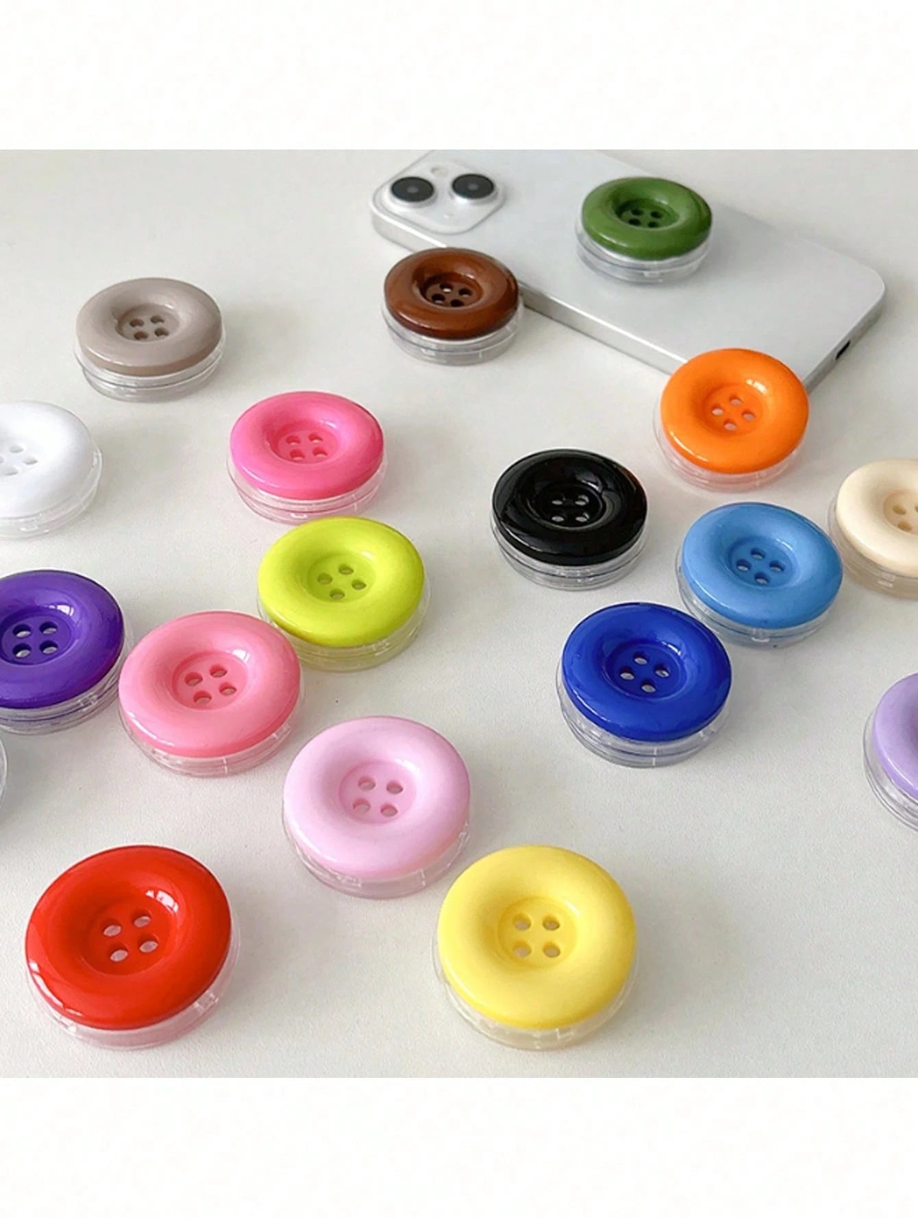 Cute Button-Style Telescopic Mobile Phone Holder- Foldable Integrated Lazy Stand, Suitable For Desk Office And Entertainment, Back Sticky Stable Support, Universal Portable Design, Mobile Phone Back