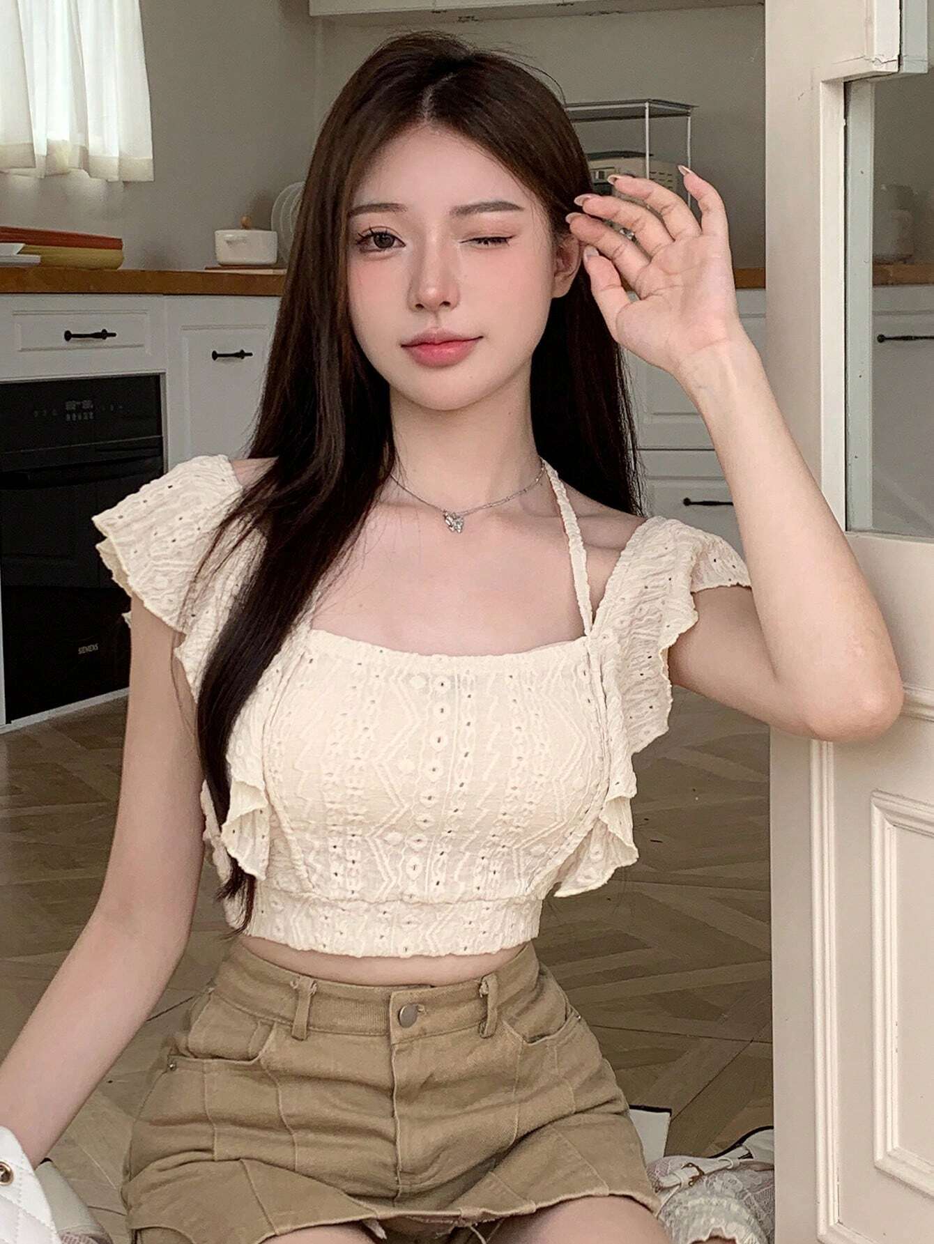 DAZY Solid Ruffle Trim Crop Tee Going Out Tops