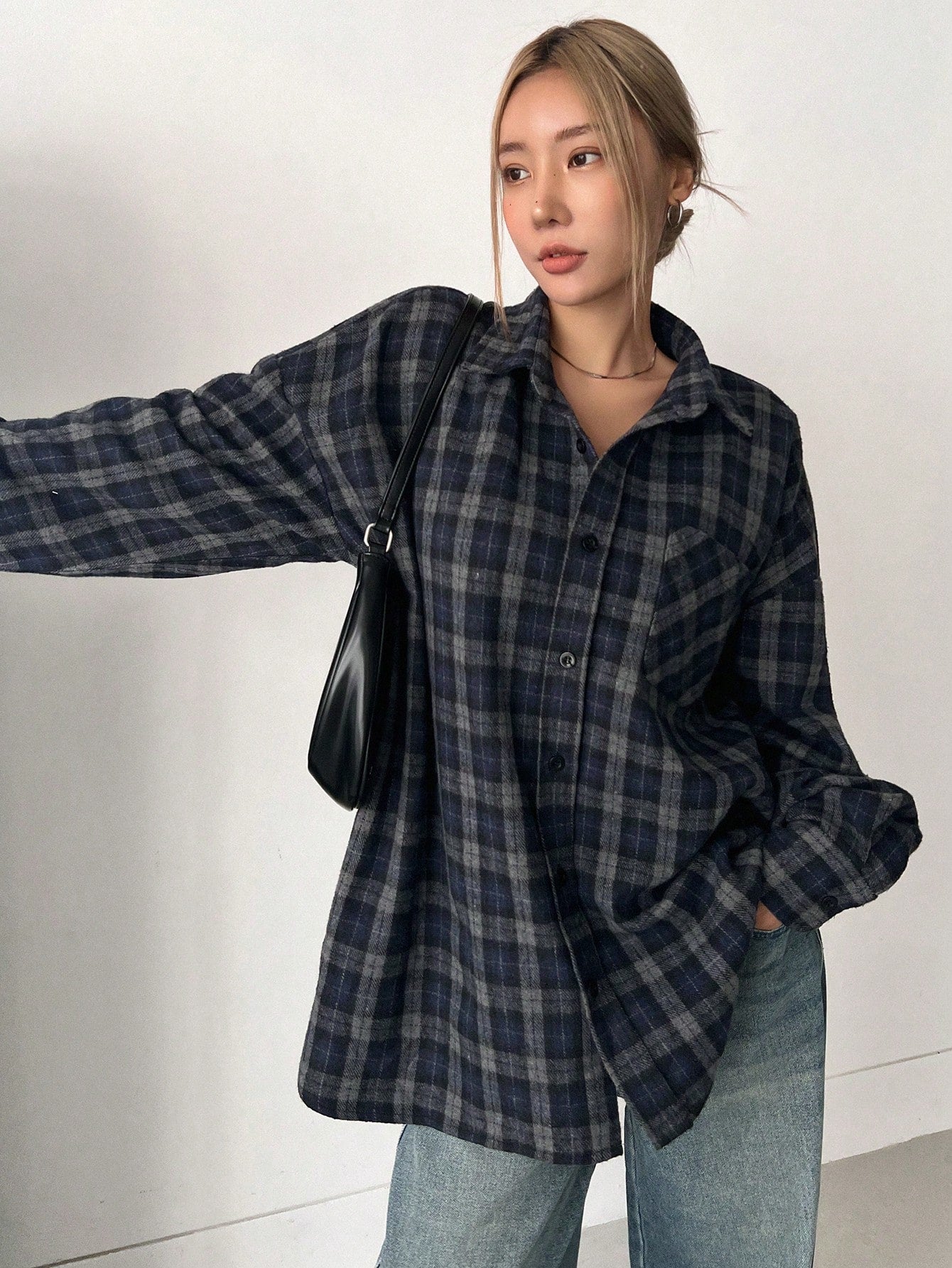 DAZY Women's Loose Plaid Casual School Uniform Shirt